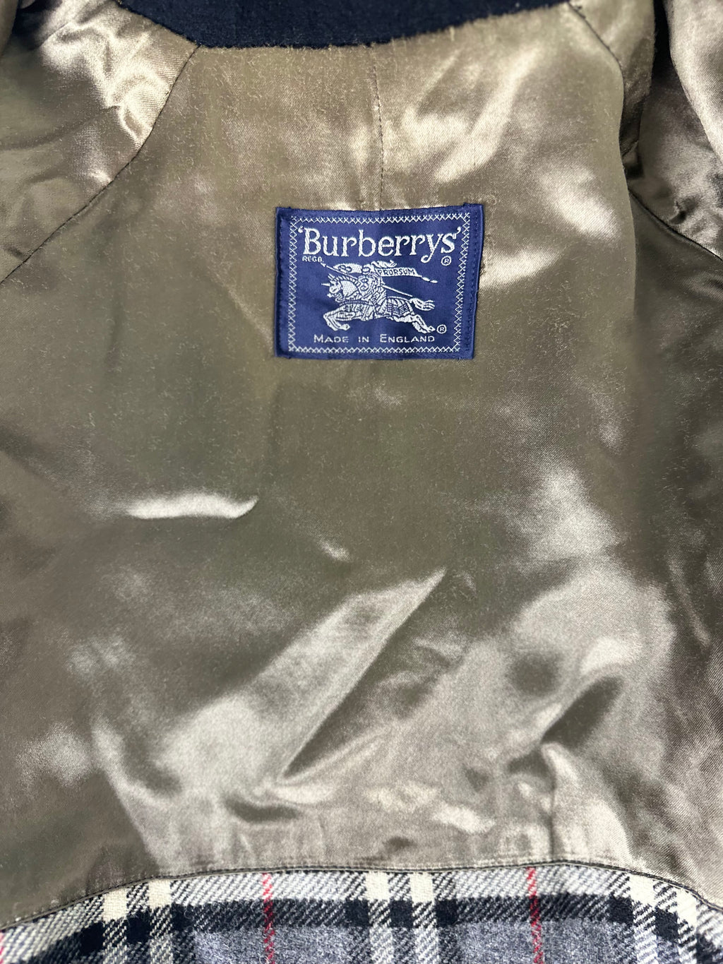 Burberrys Coat (10/S)