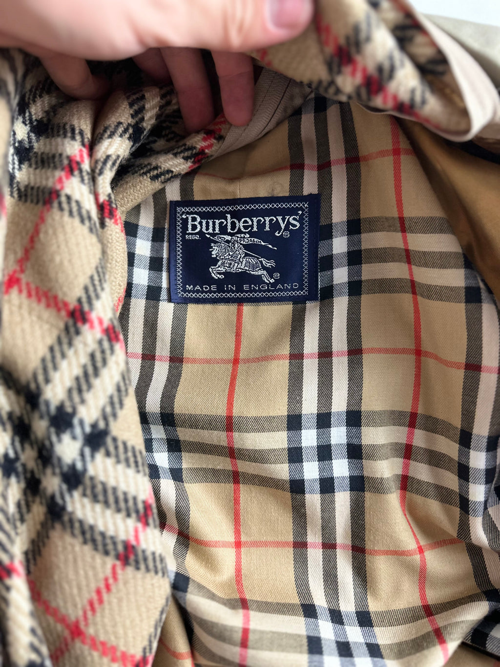 Burberrys Carcoat (52/L) including Inlet