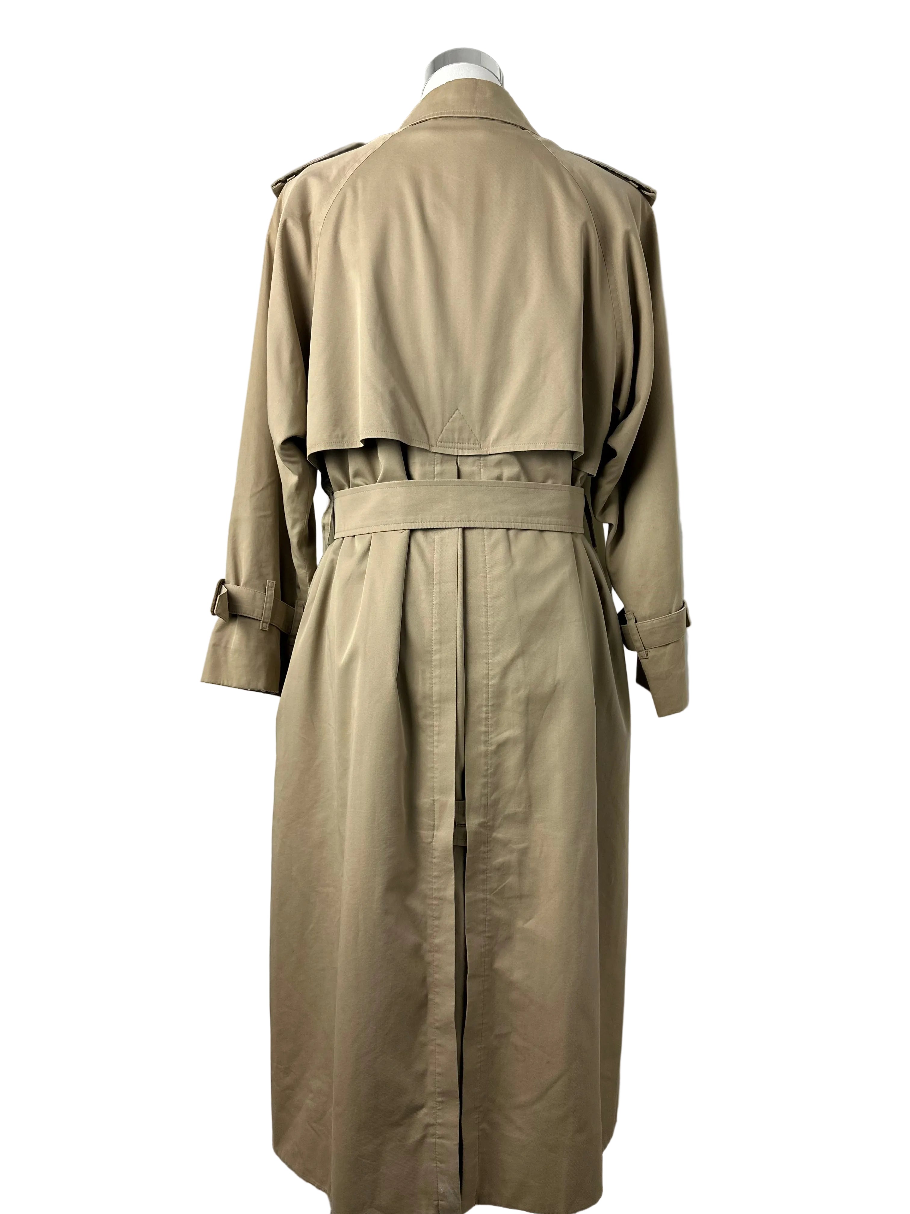 Burberrys Trenchcoat (12/M) including Inlet