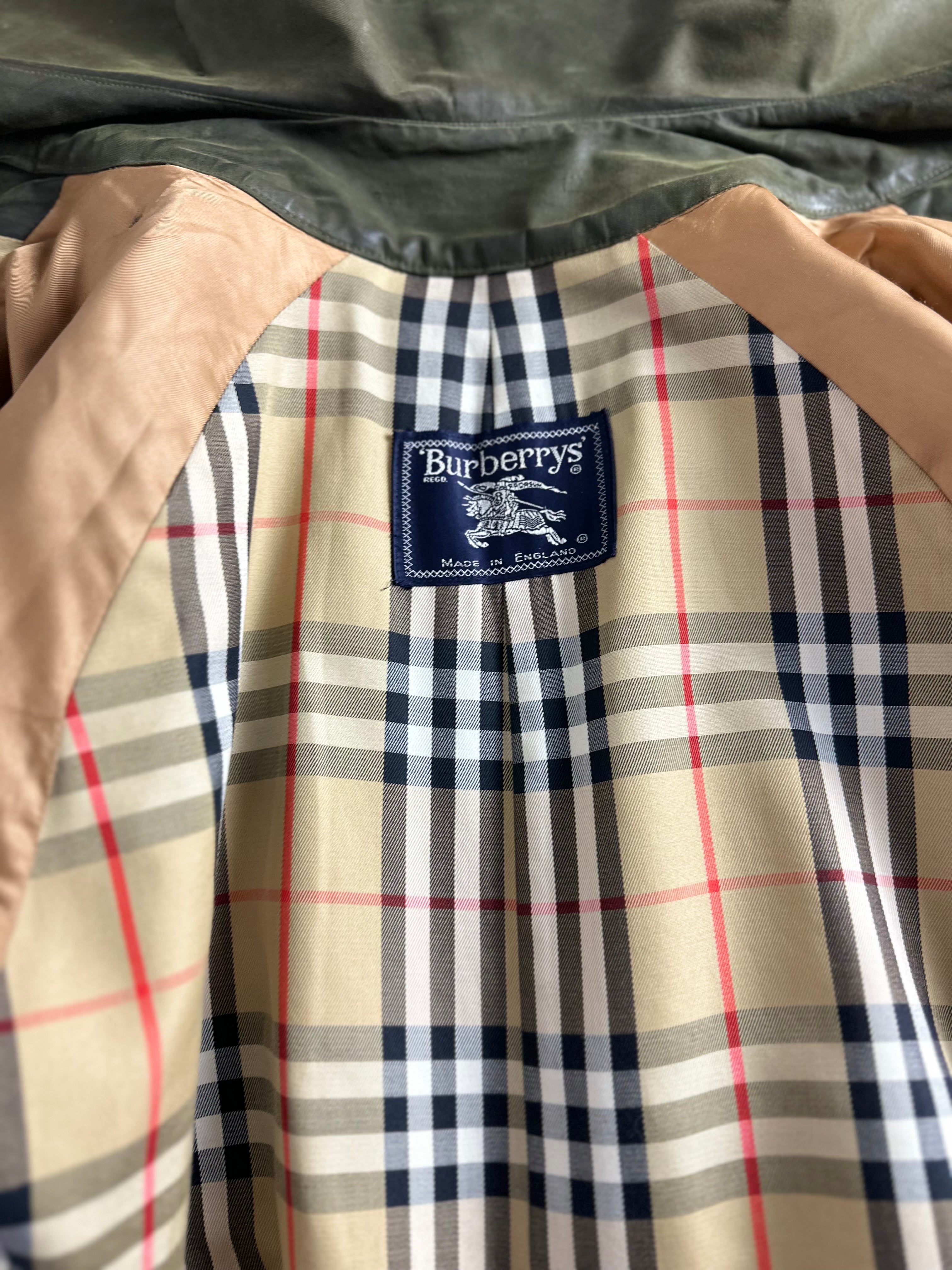 Burberrys Trenchcoat (50/L)