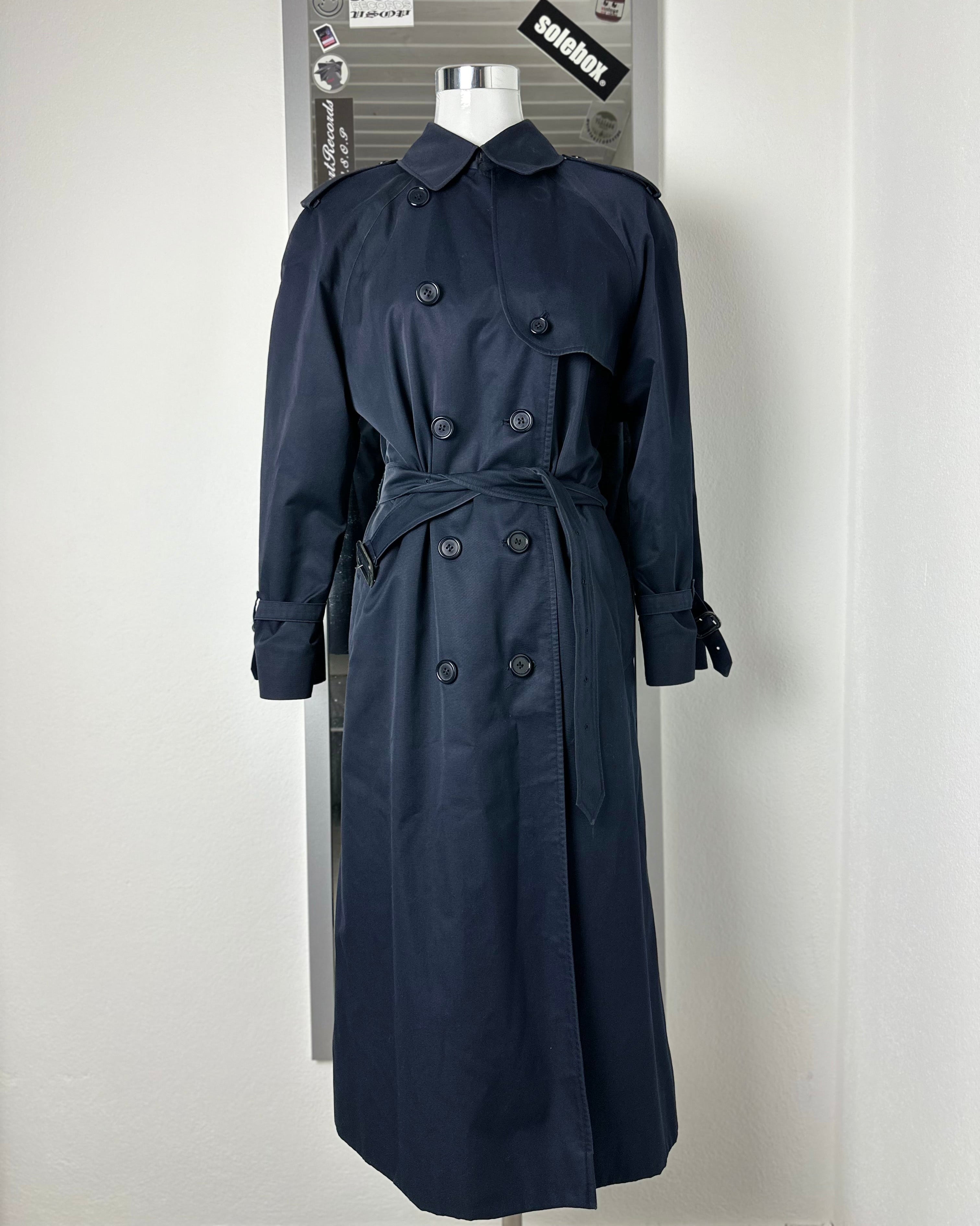 Burberrys Trenchcoat (10/S)