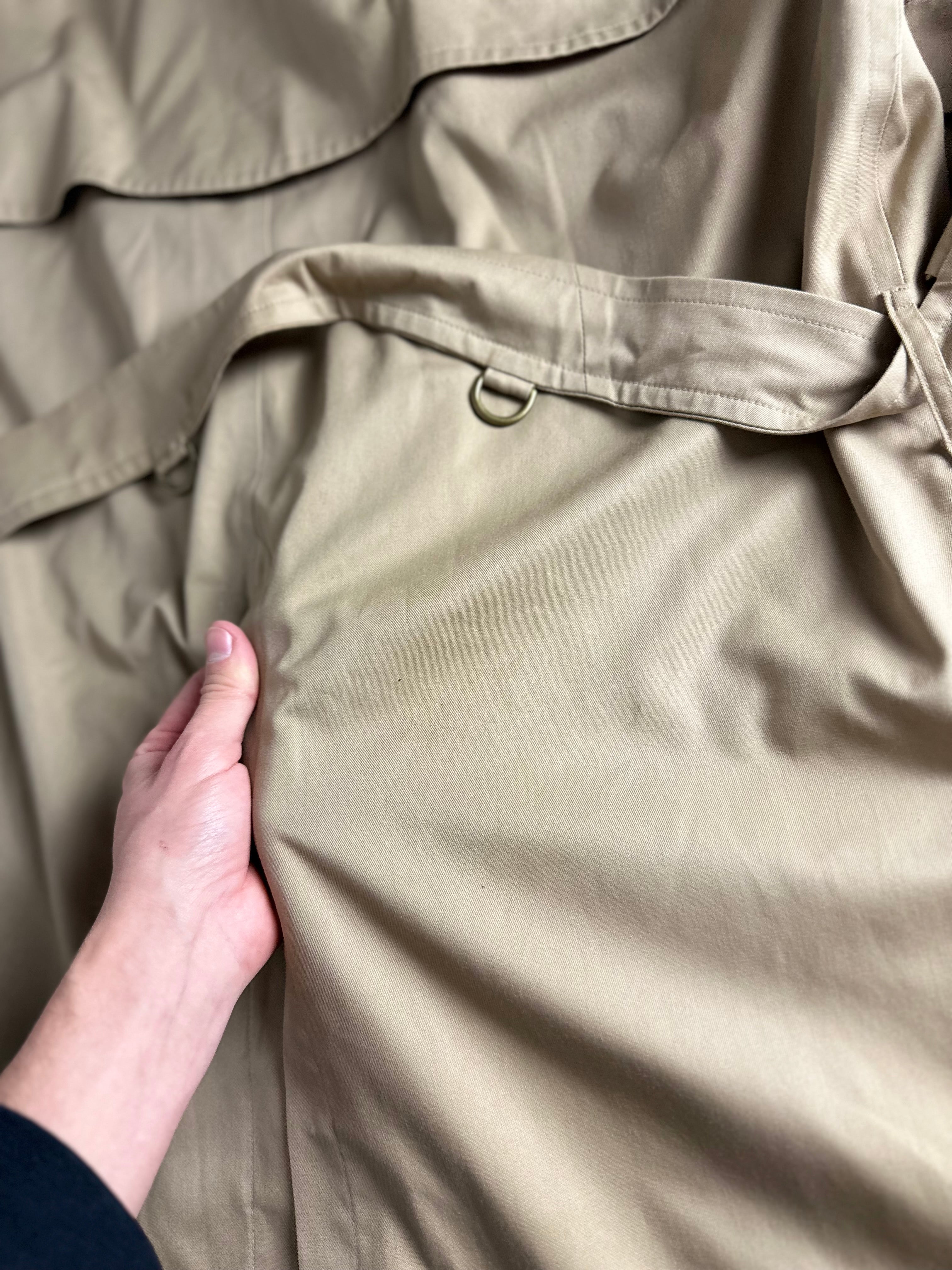 Burberrys Trenchcoat (52/L)