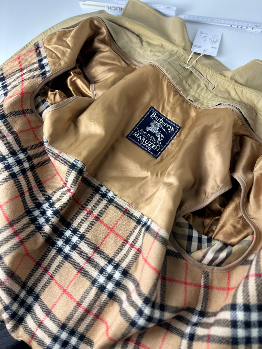 Burberrys Carcoat (46/S) including Inlet