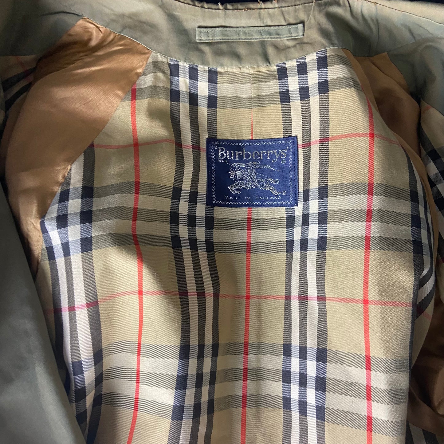 Burberry Trenchcoat Size 48/M