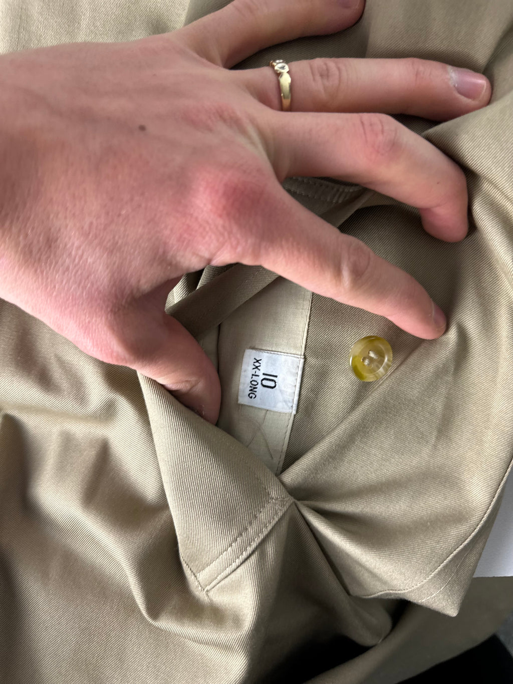 Burberrys Trenchcoat (14/L)