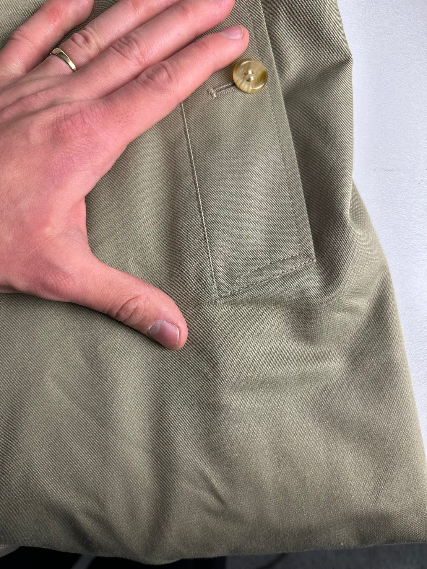 Burberrys Trenchcoat (16/XL) including Inlet
