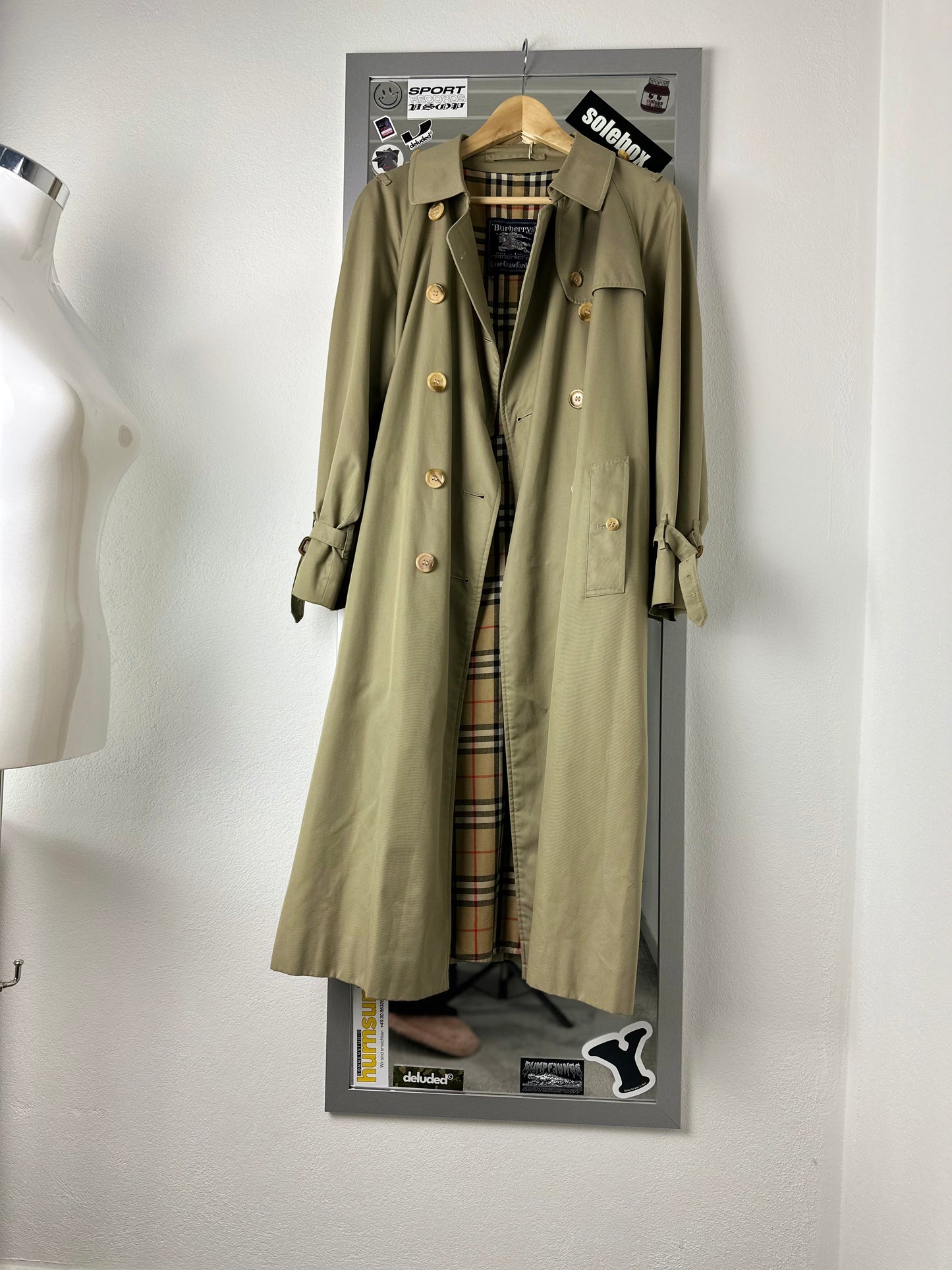 Burberrys Trenchcoat (12/M)