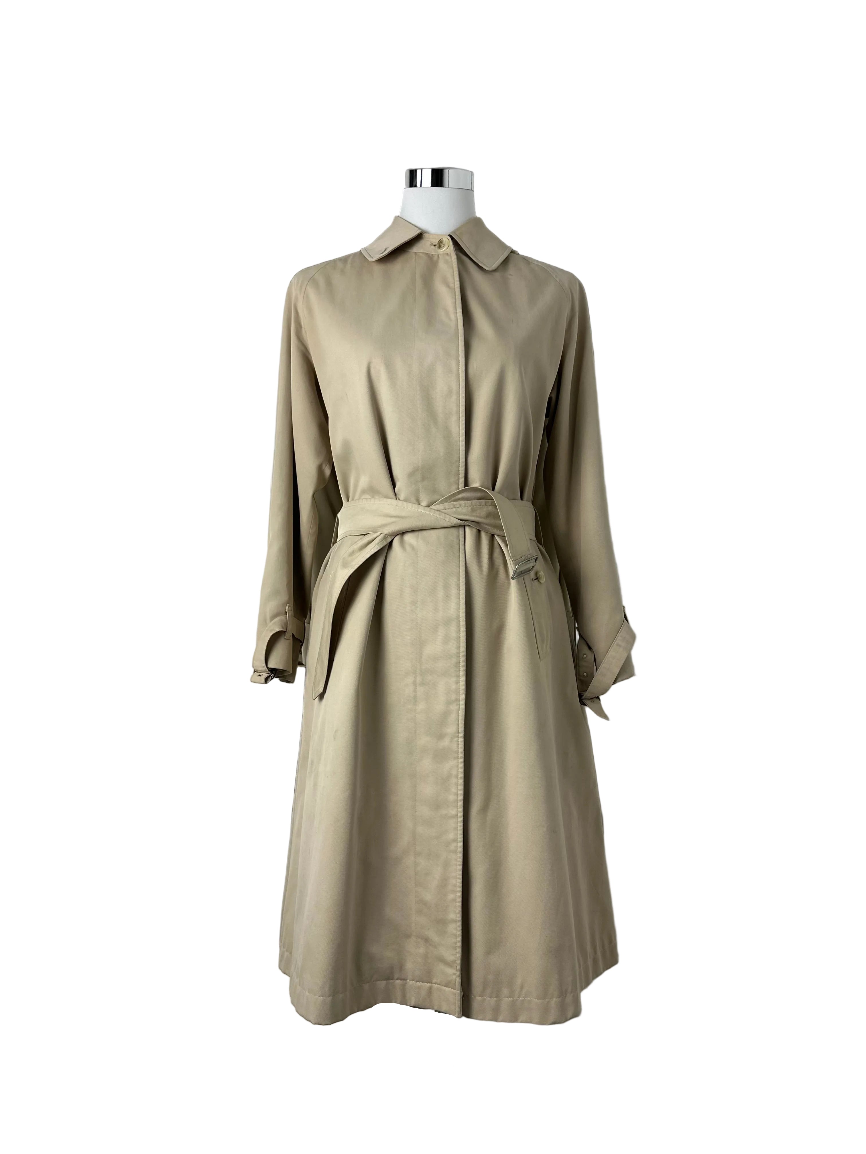 Burberrys Trenchcoat (10/S)
