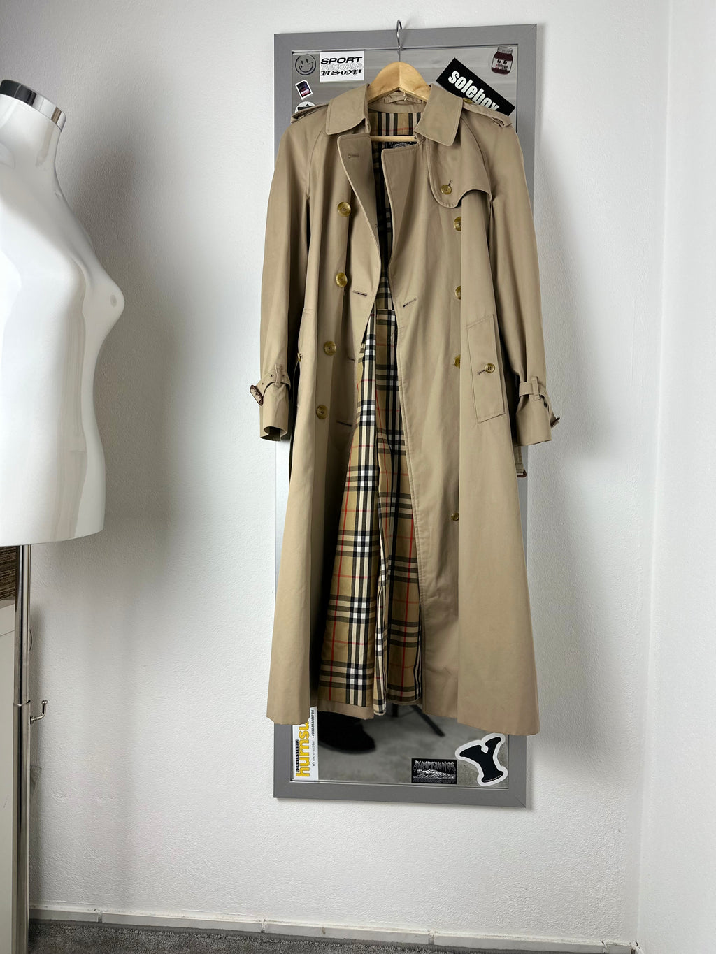 Burberrys Trenchcoat (8/XS)