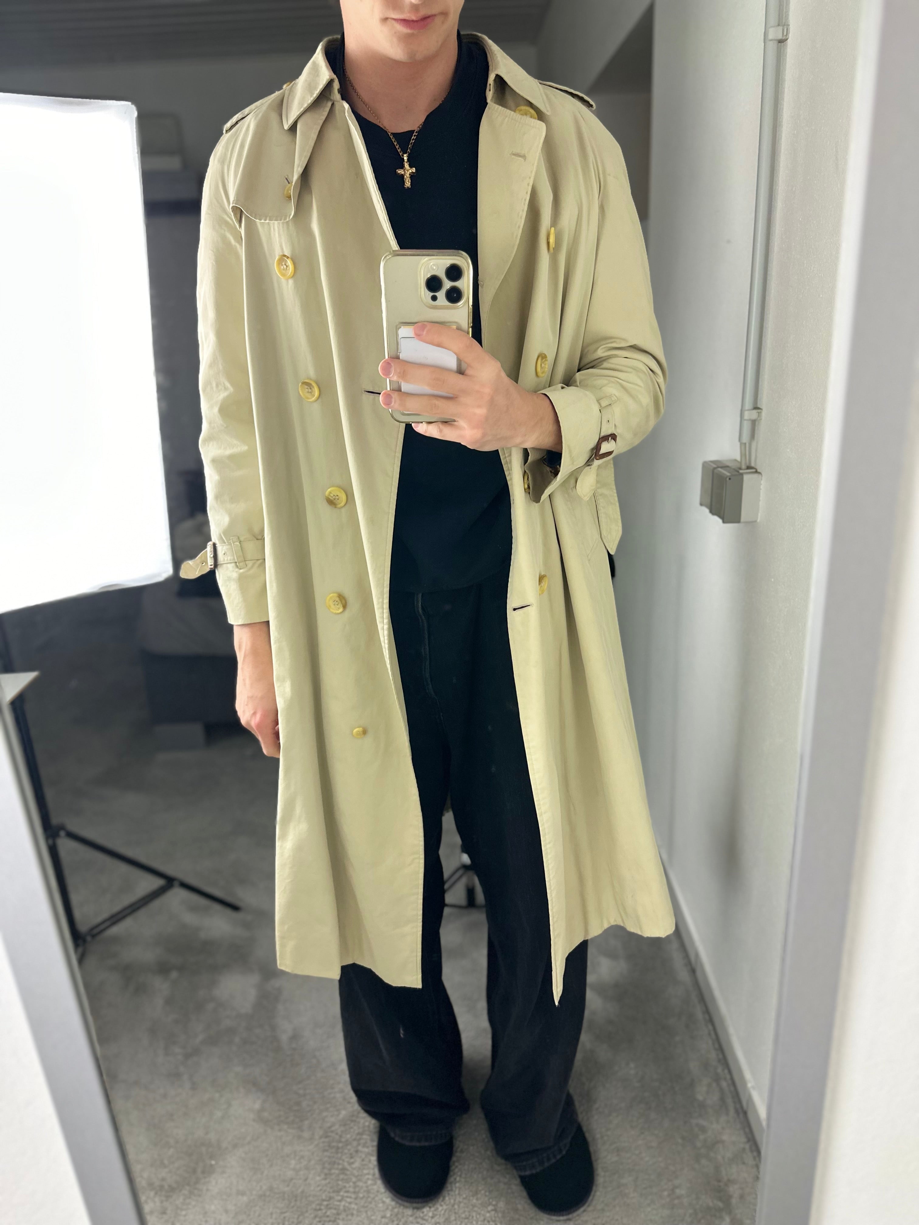 Burberrys Trenchcoat (12/M)