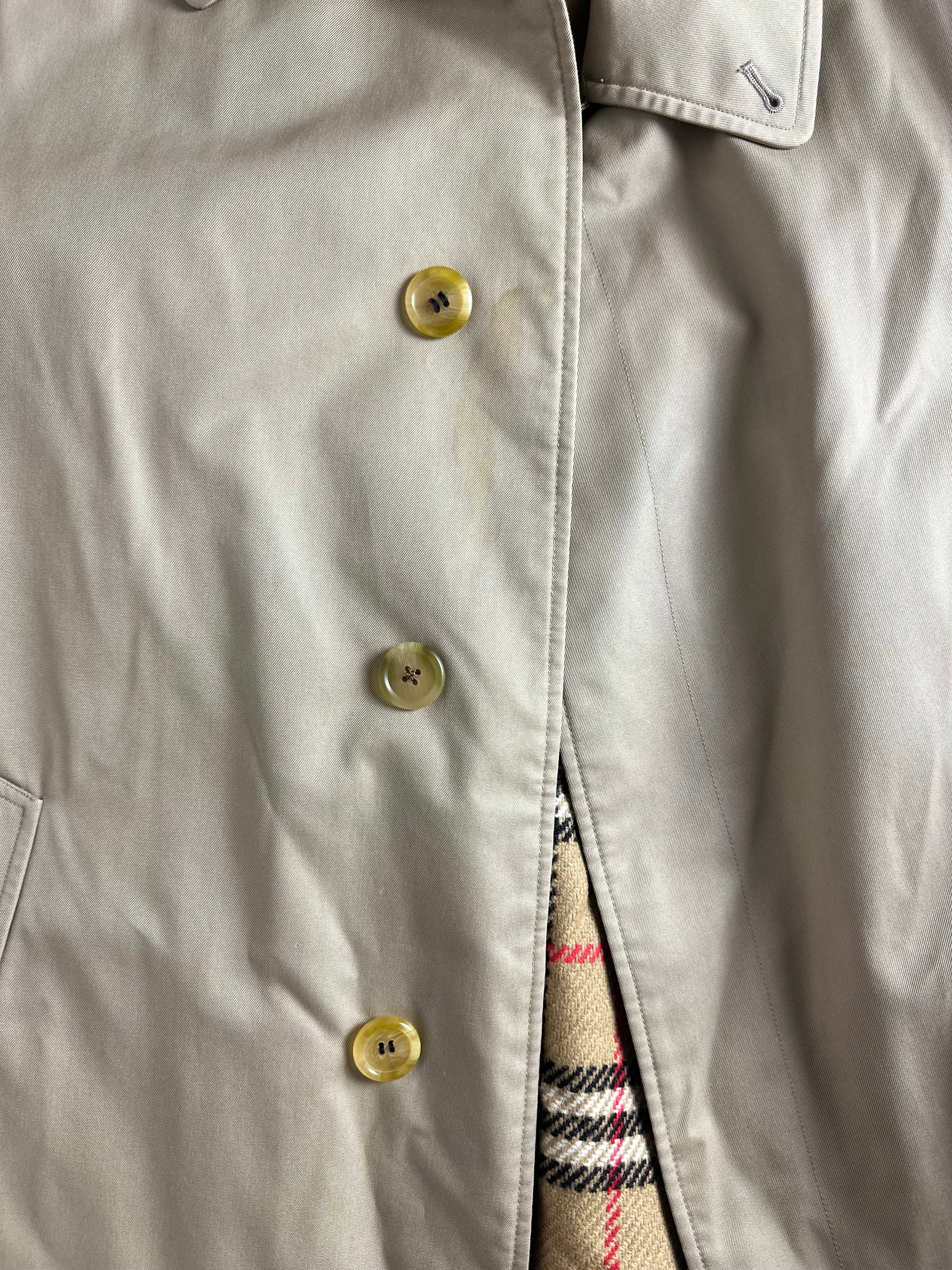 Burberrys Carcoat (48/M) including Inlet