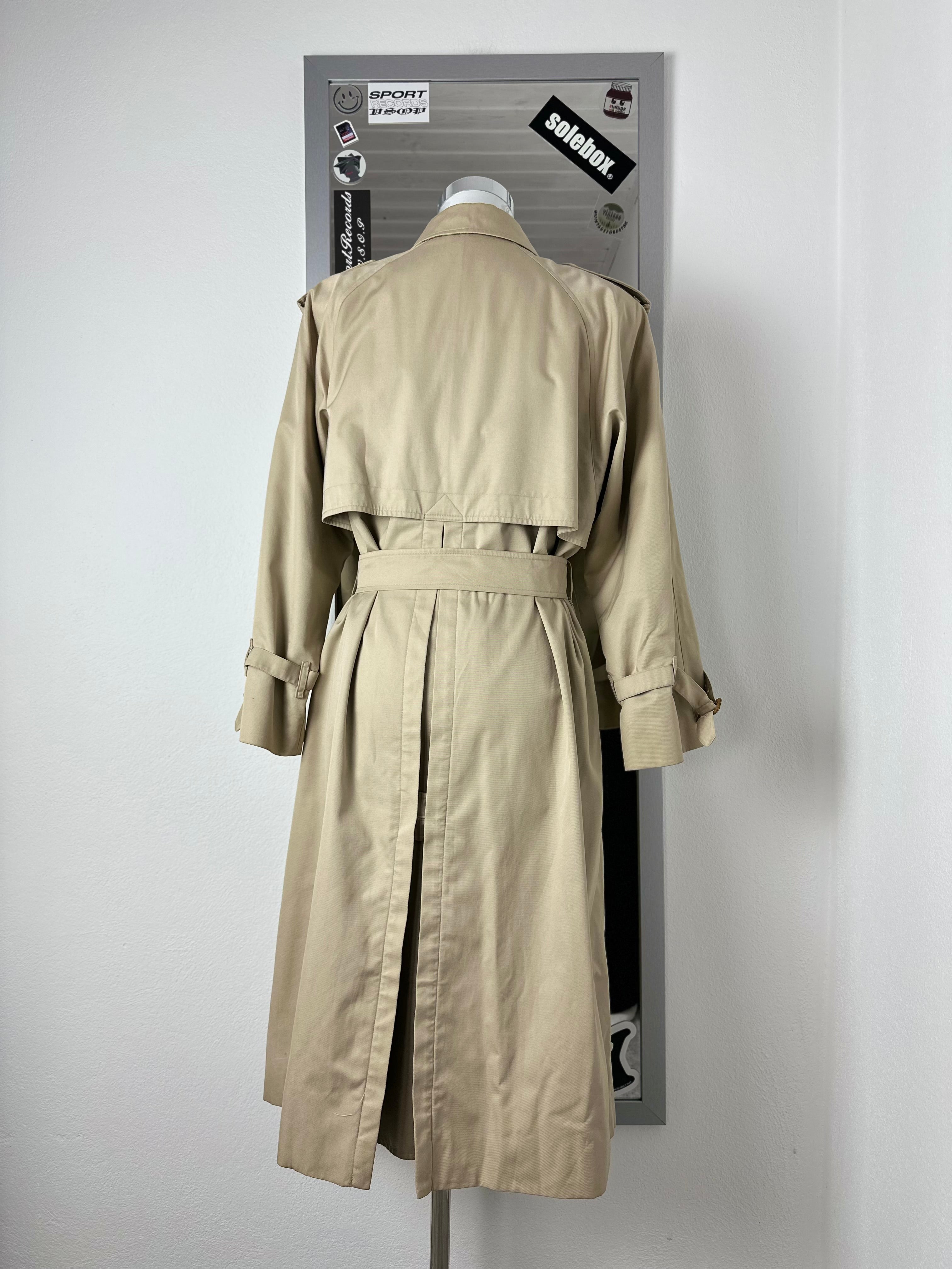 Burberrys Trenchcoat (14/L)