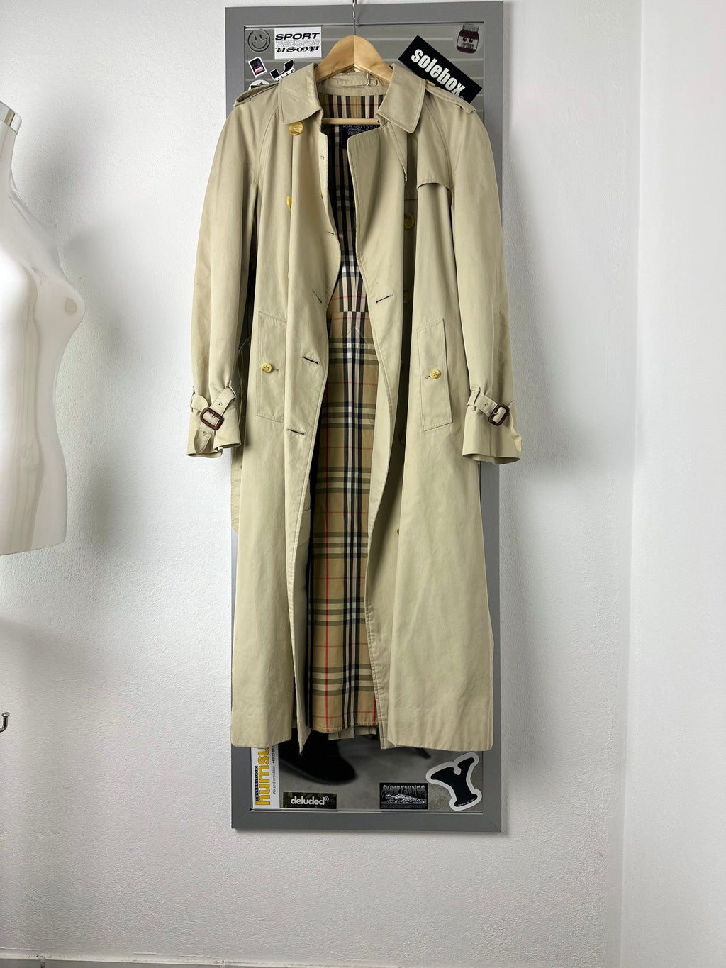 Burberrys Trenchcoat (12/M)