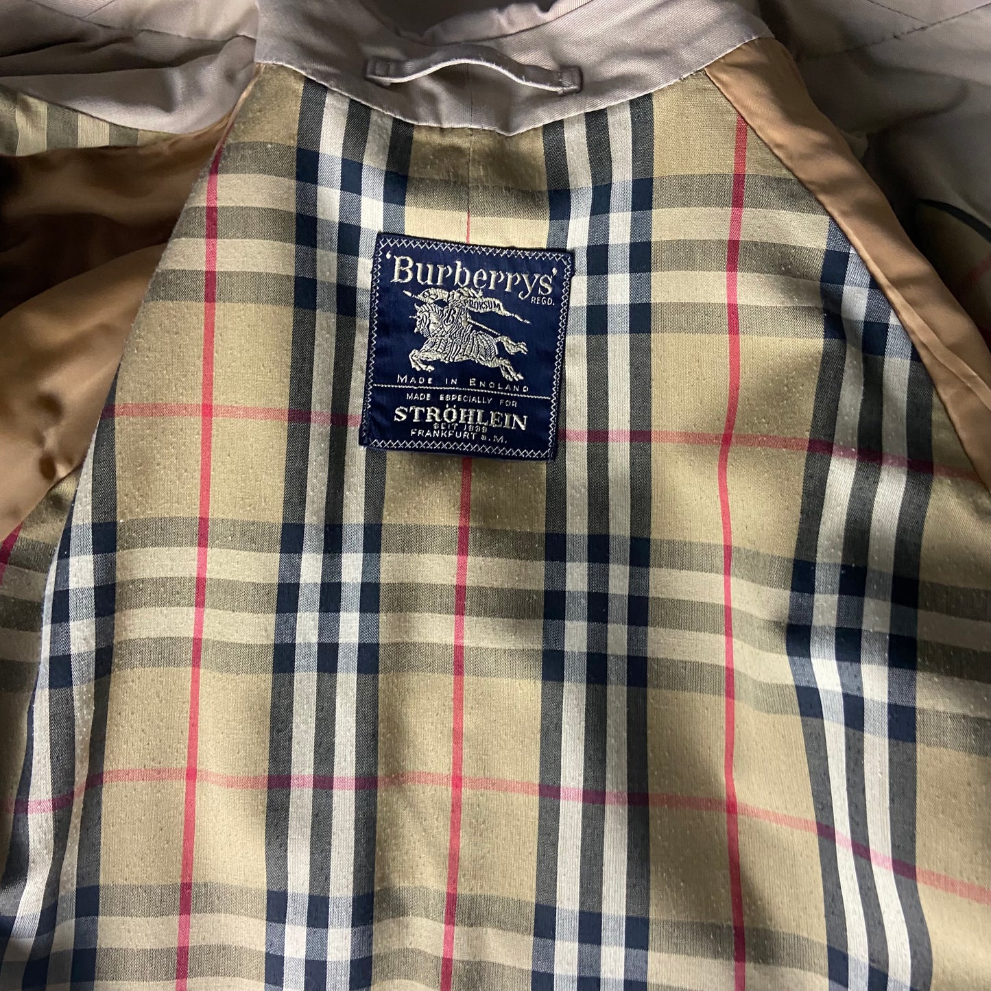 Burberrys Carcoat (52/L)