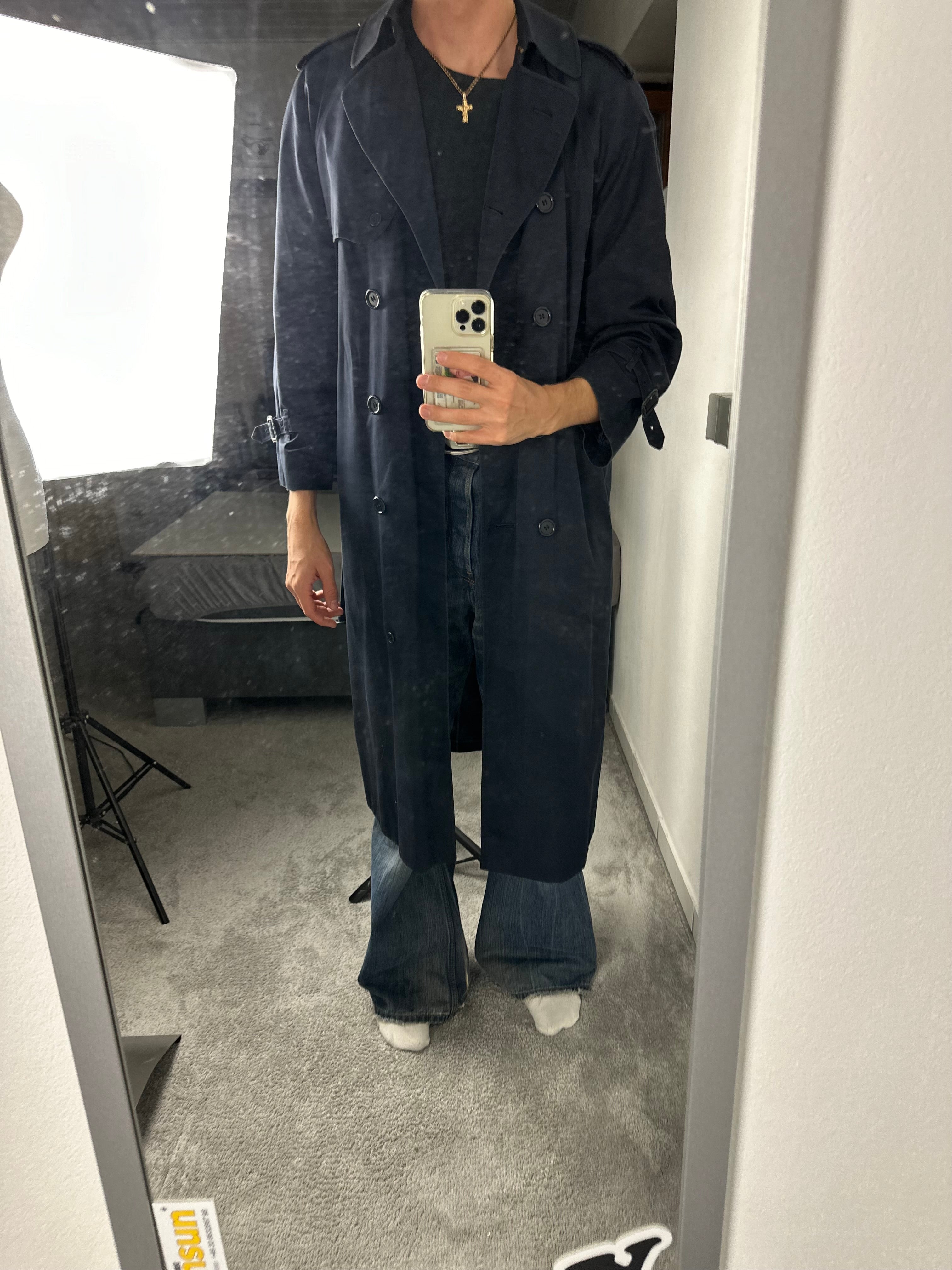 Burberrys Trenchcoat (10/S)