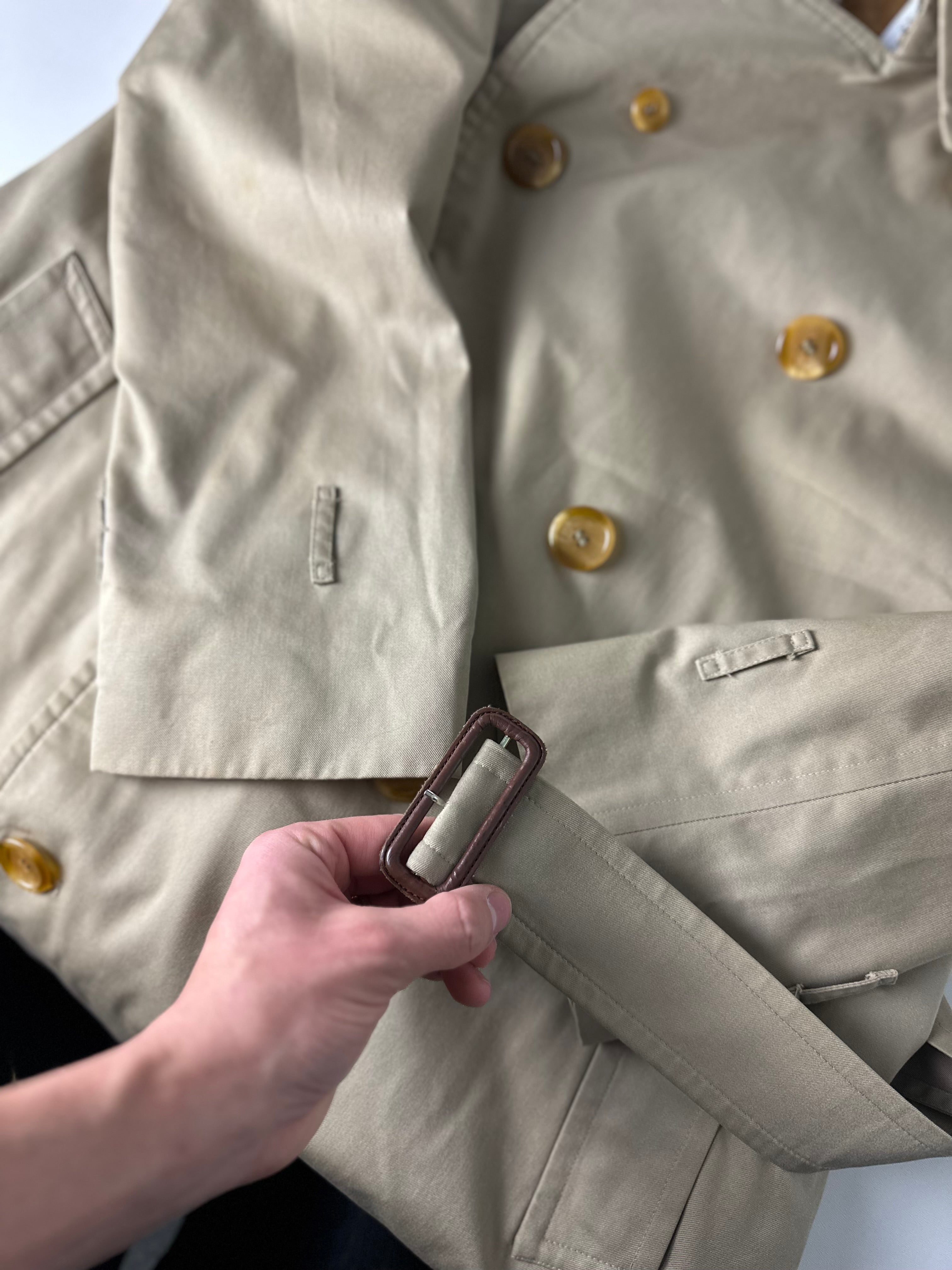 Burberrys Trenchcoat (48/M) including Inlet