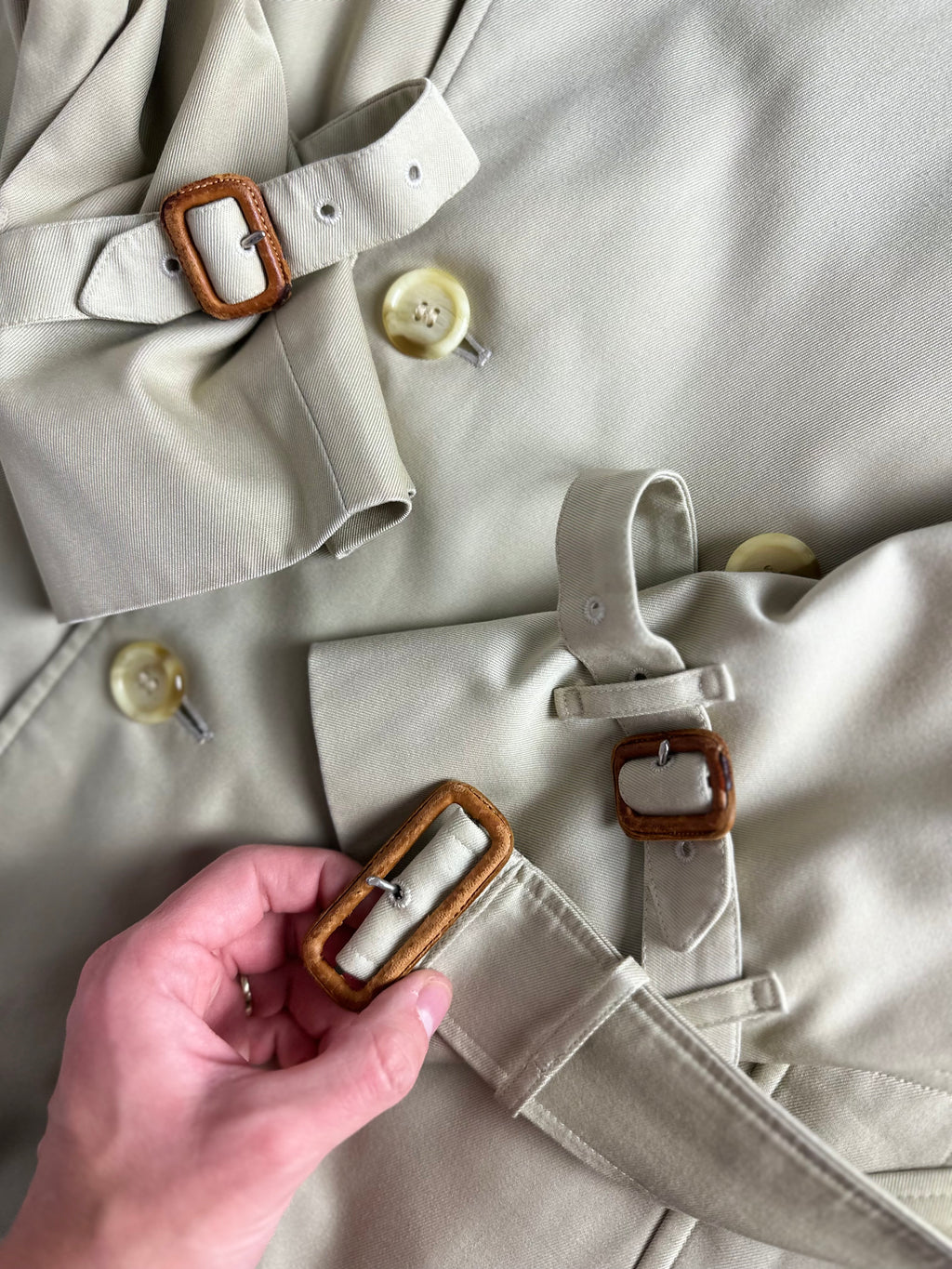 Burberrys Trenchcoat (46/S) including Inlet