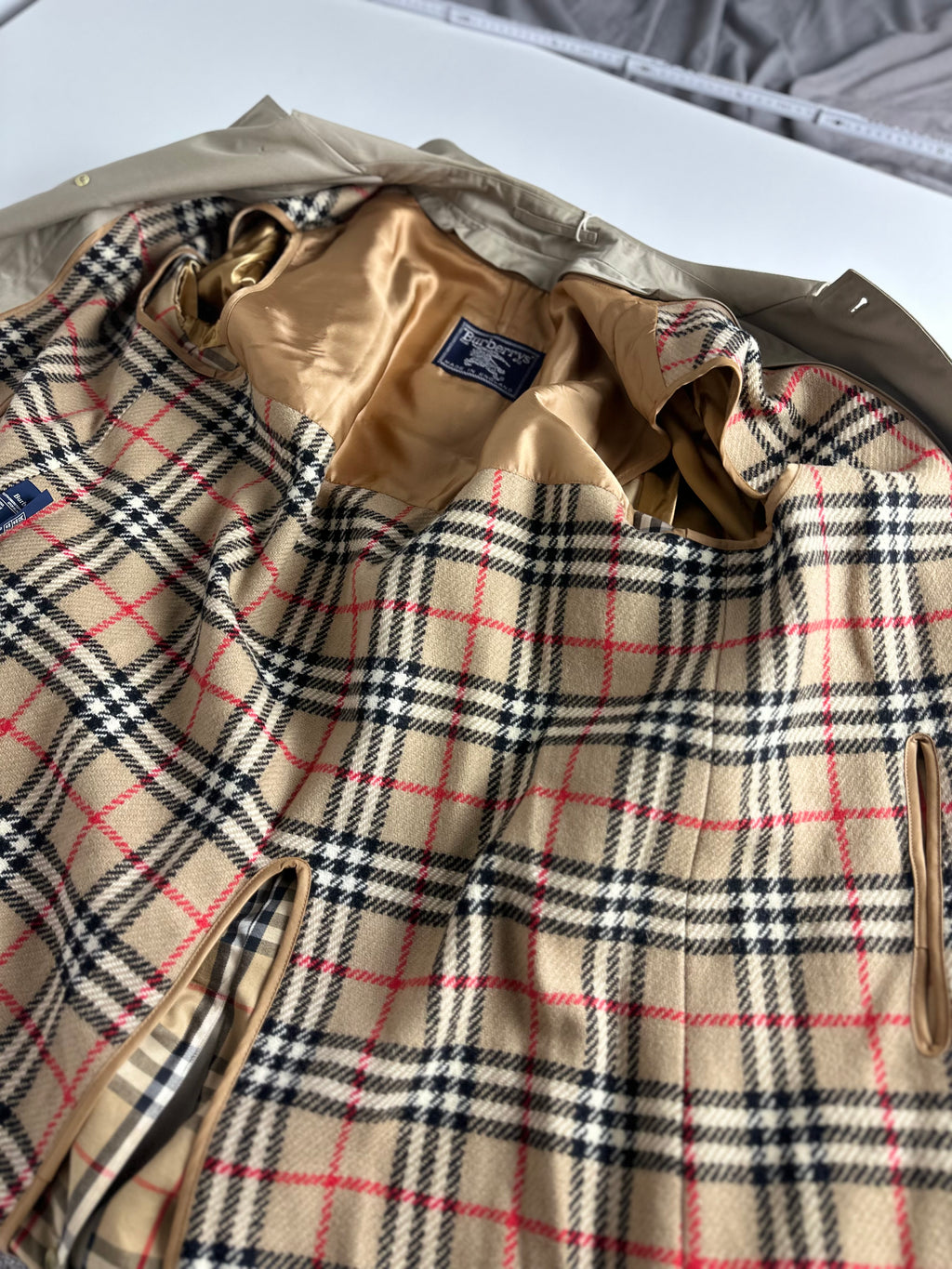 Burberrys Carcoat (52/L) including Inlet