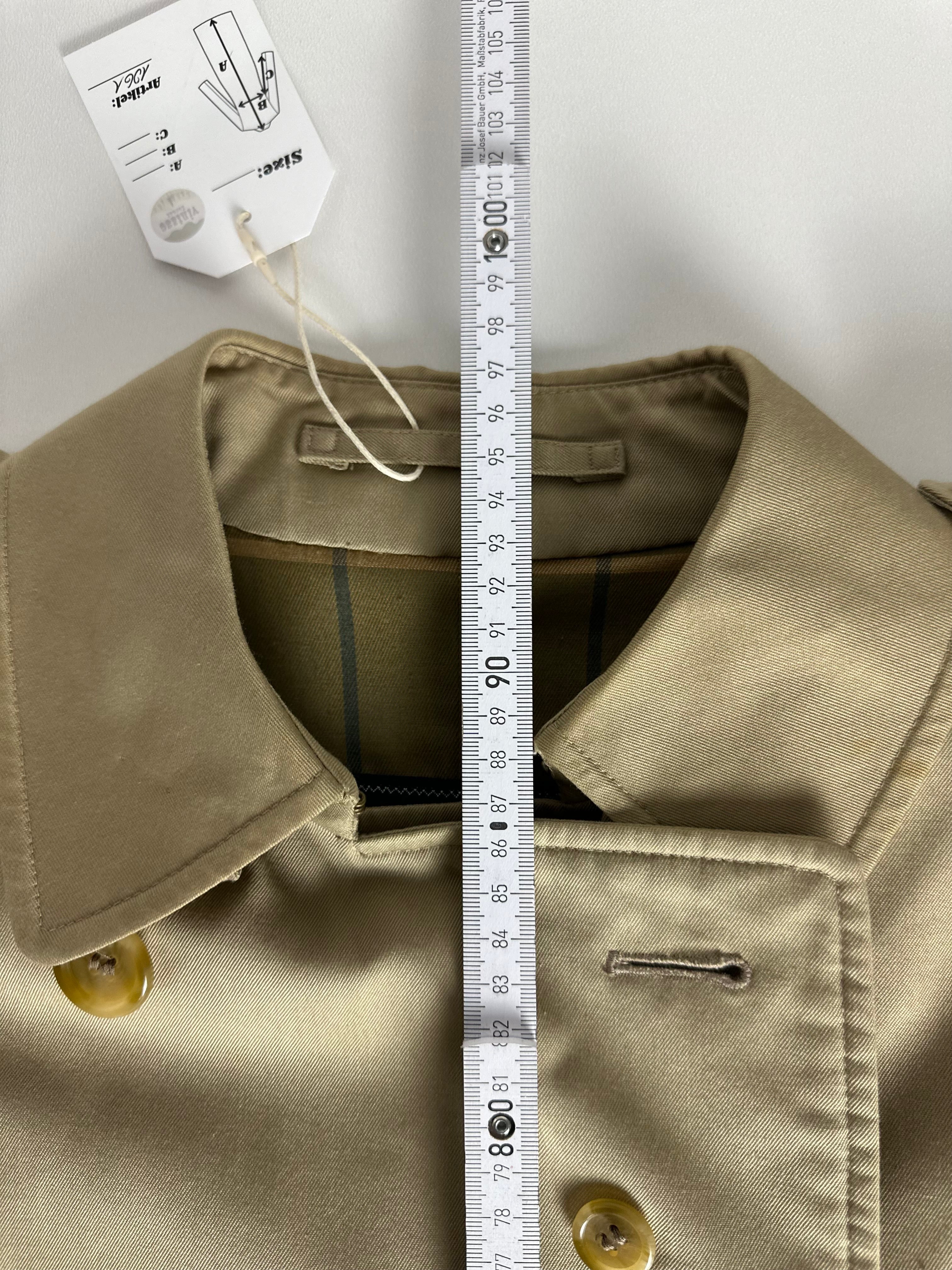 Burberrys Trenchcoat (8/XS)