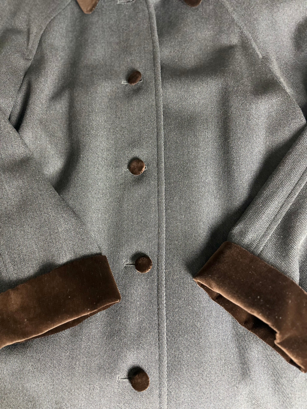 Burberrys Coat (12/M)
