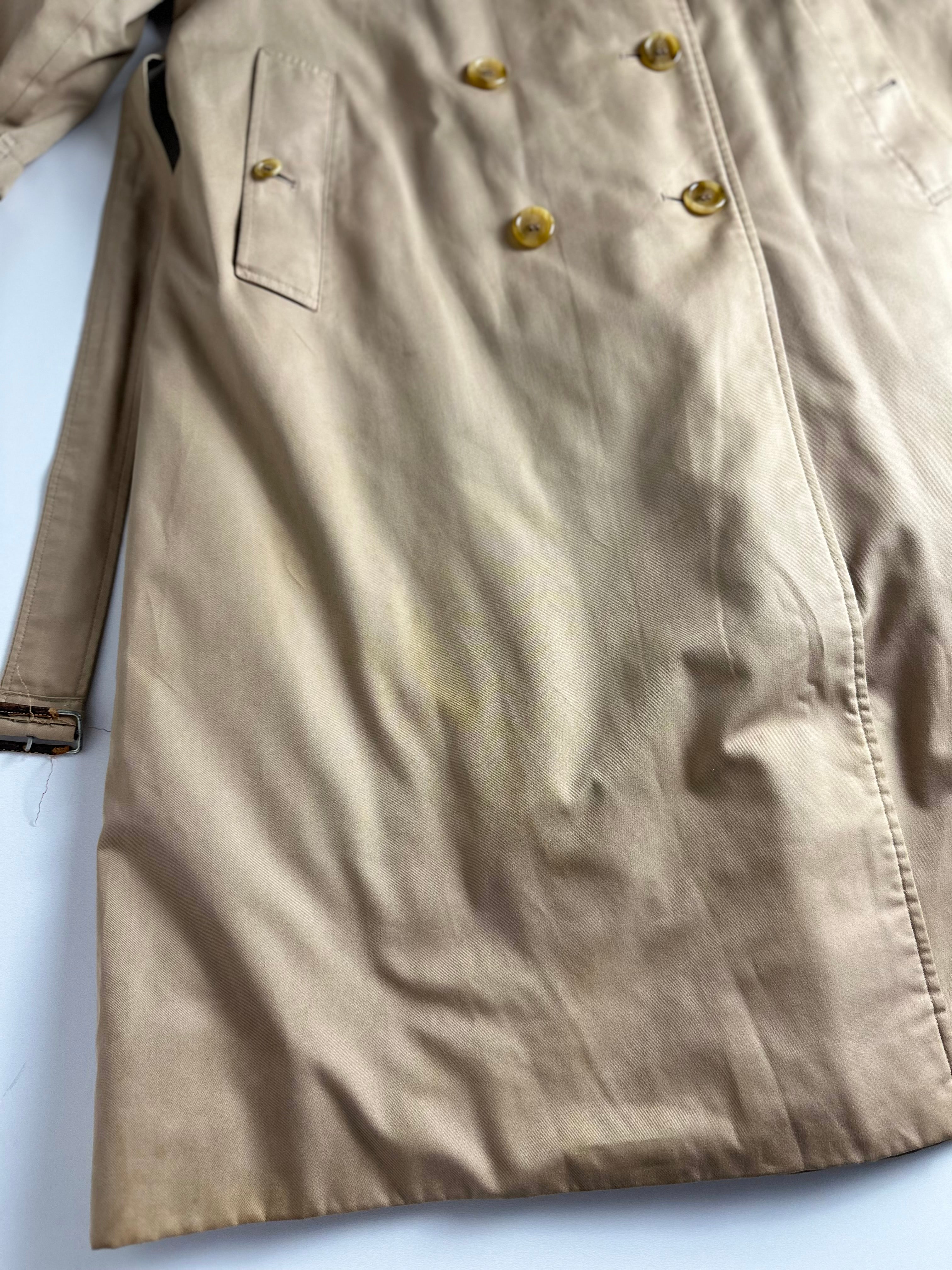 Burberrys Trenchcoat (12/M) including Inlet