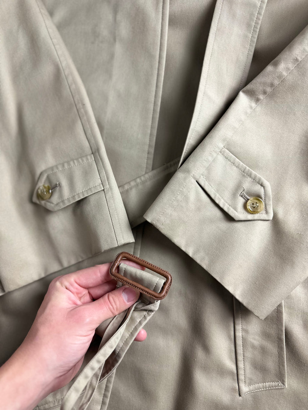 Burberrys Trenchcoat (12/M)