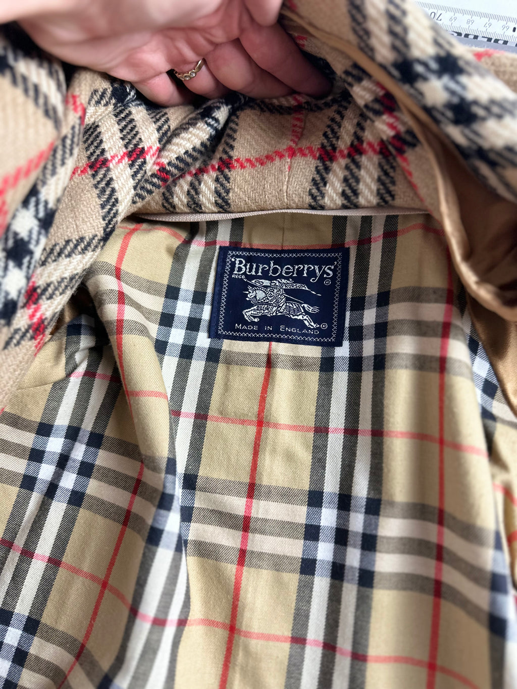 Burberrys Carcoat (50/L) including Inlet
