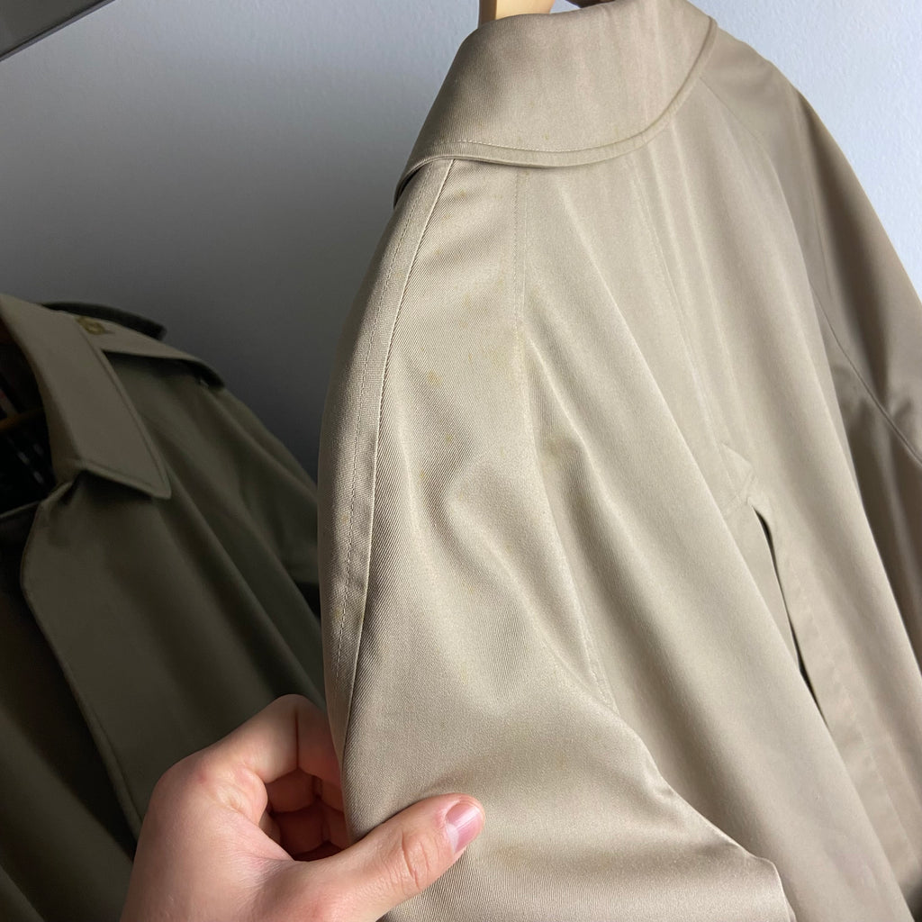 Burberry Trenchcoat Size M