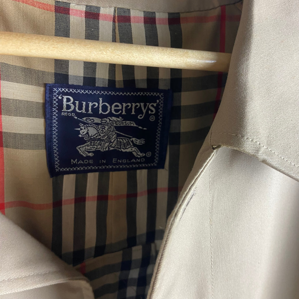 Burberry Trenchcoat Size M