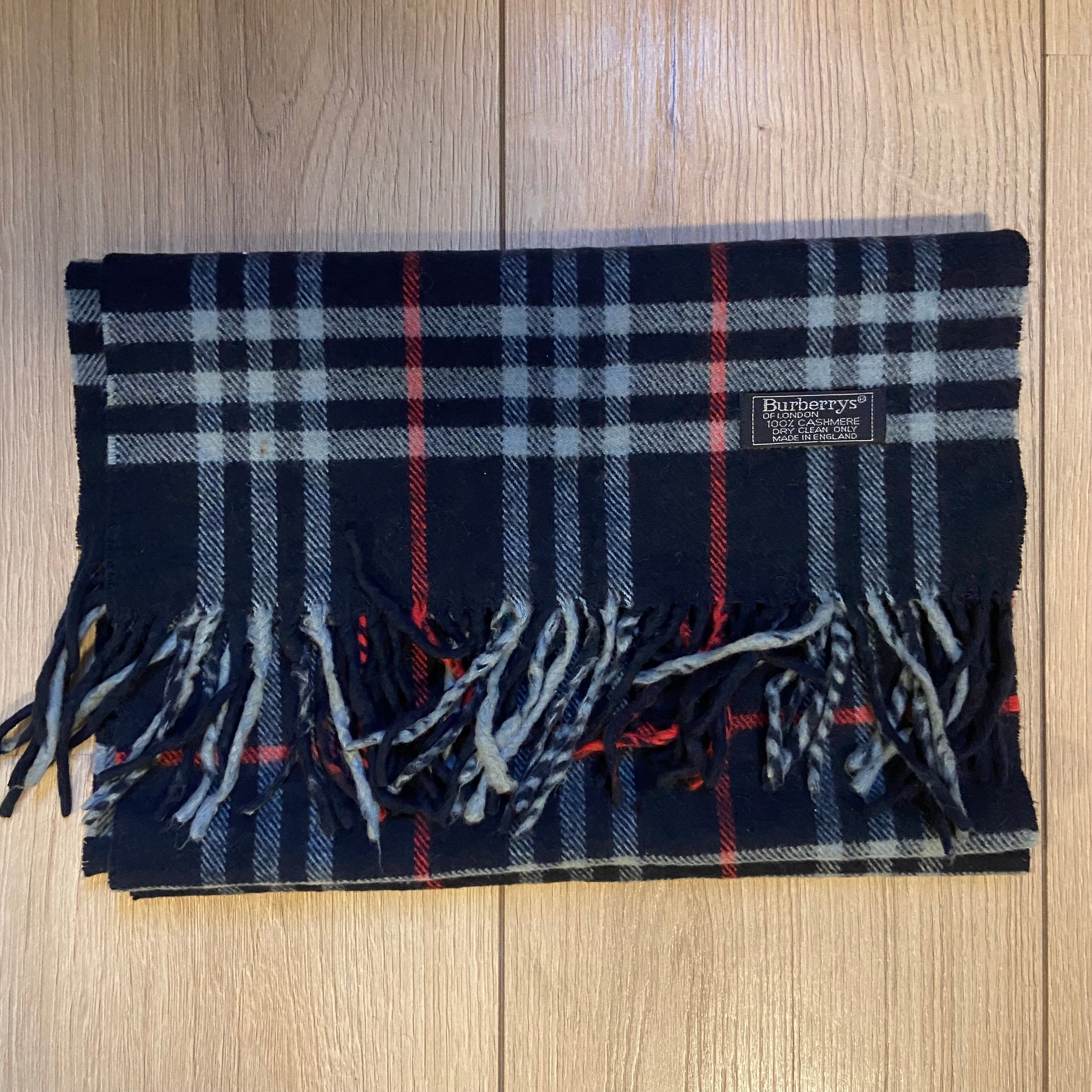 Burberrys Scarf