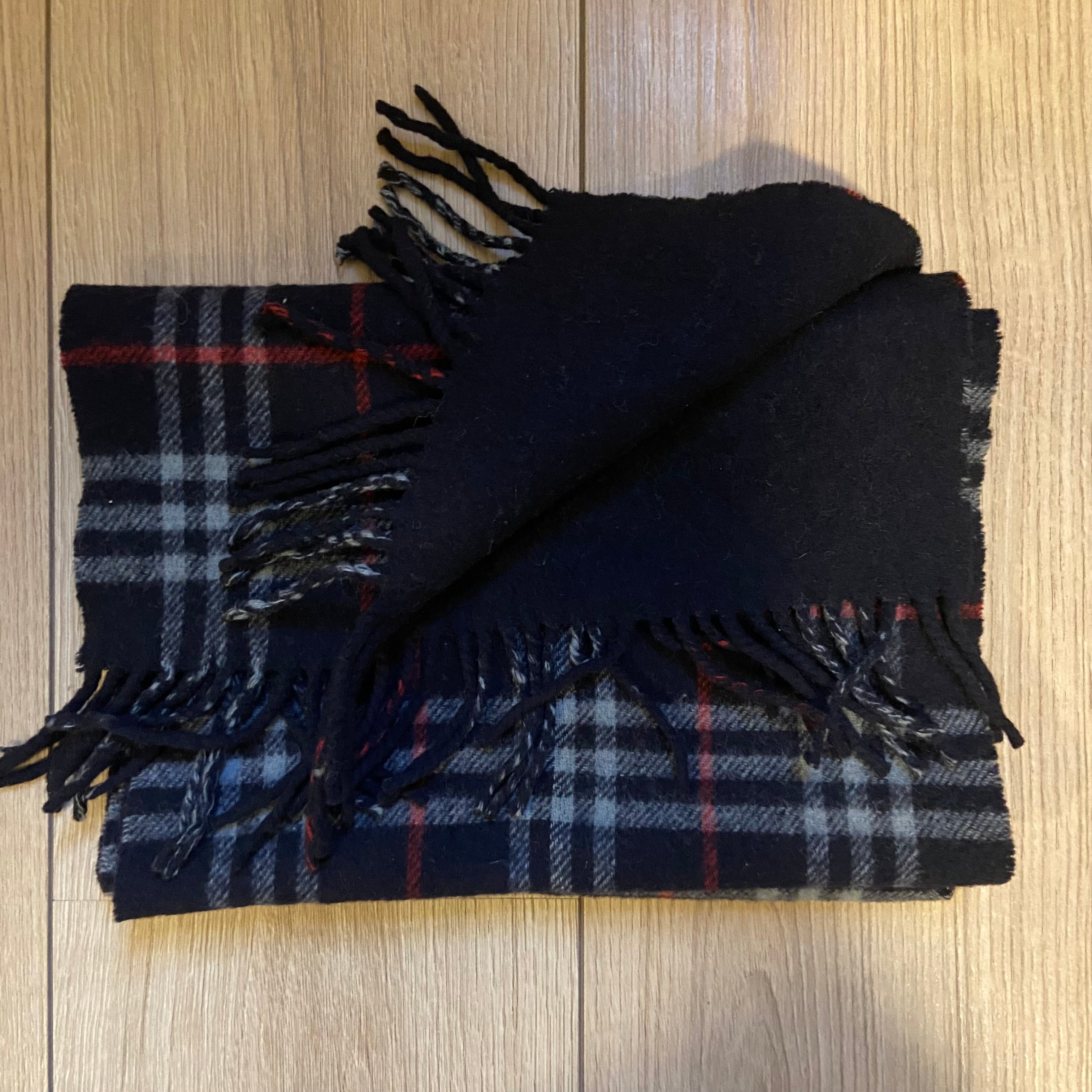 Burberrys Scarf