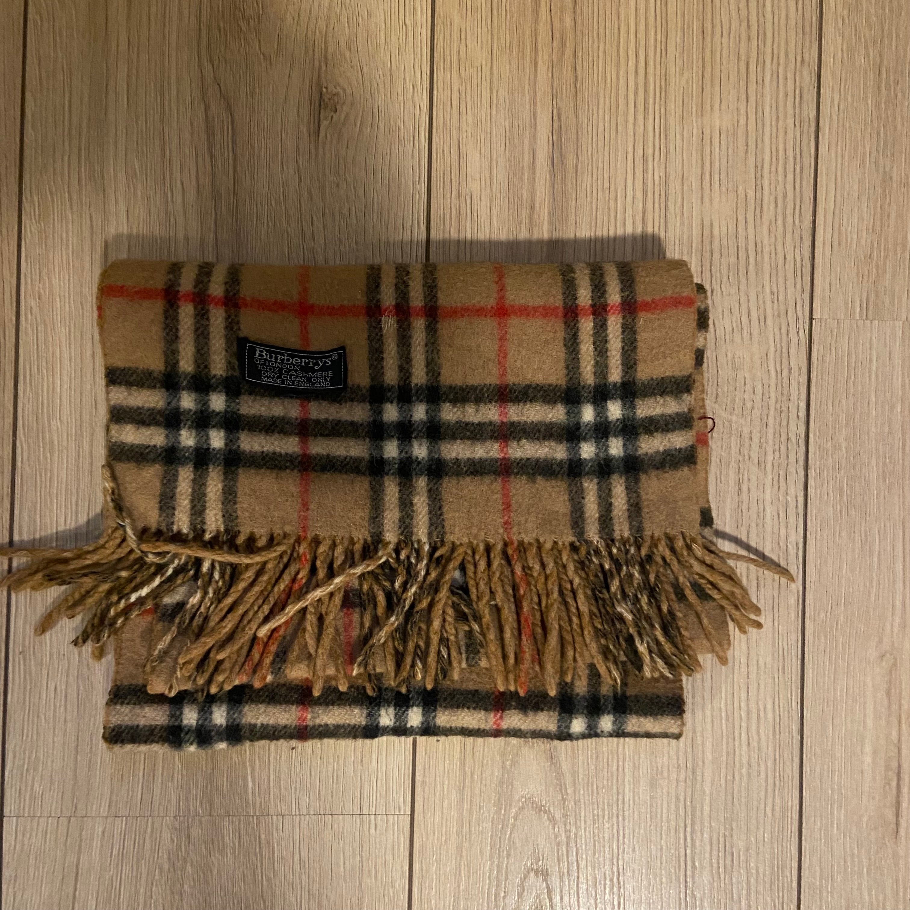 Burberrys Scarf