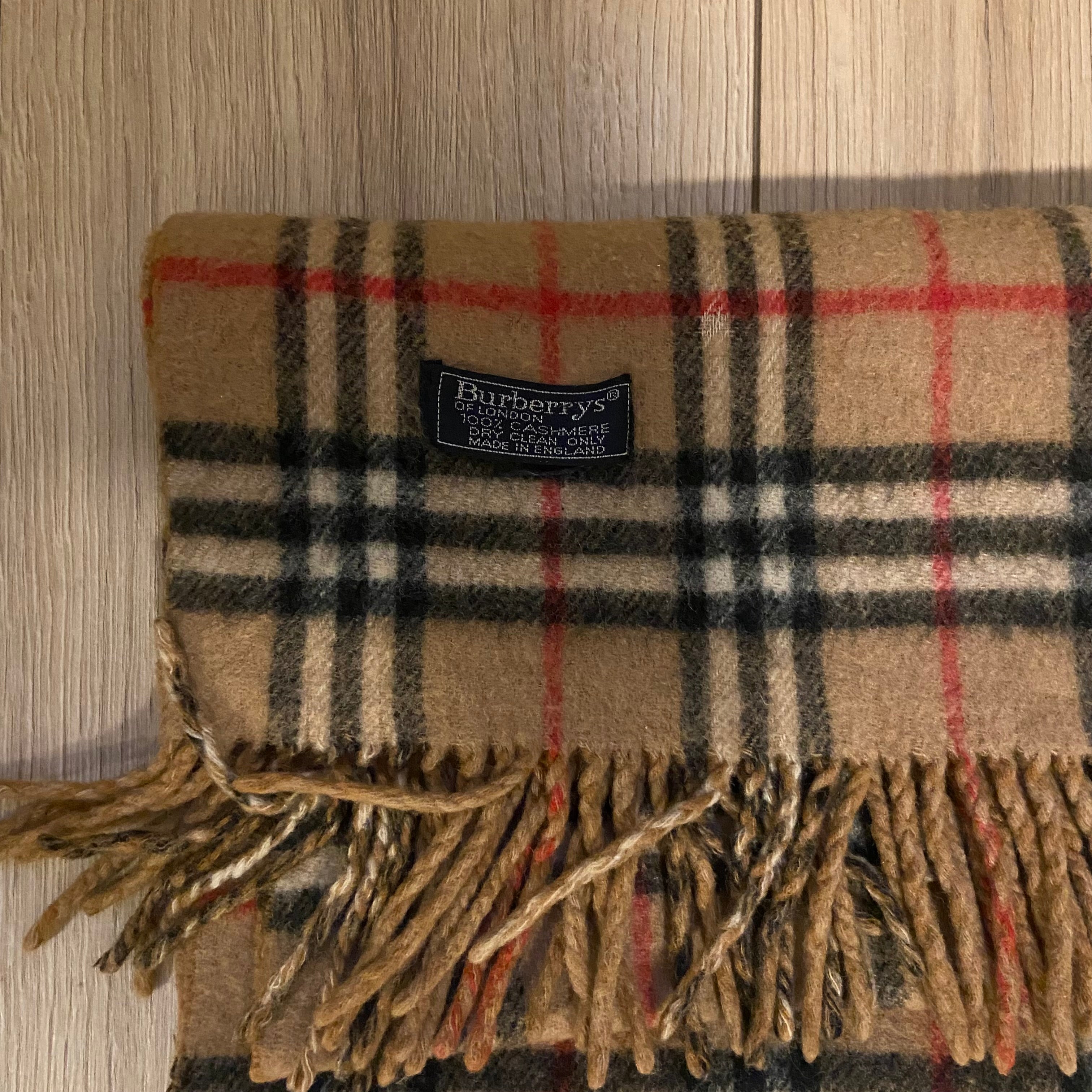 Burberrys Scarf