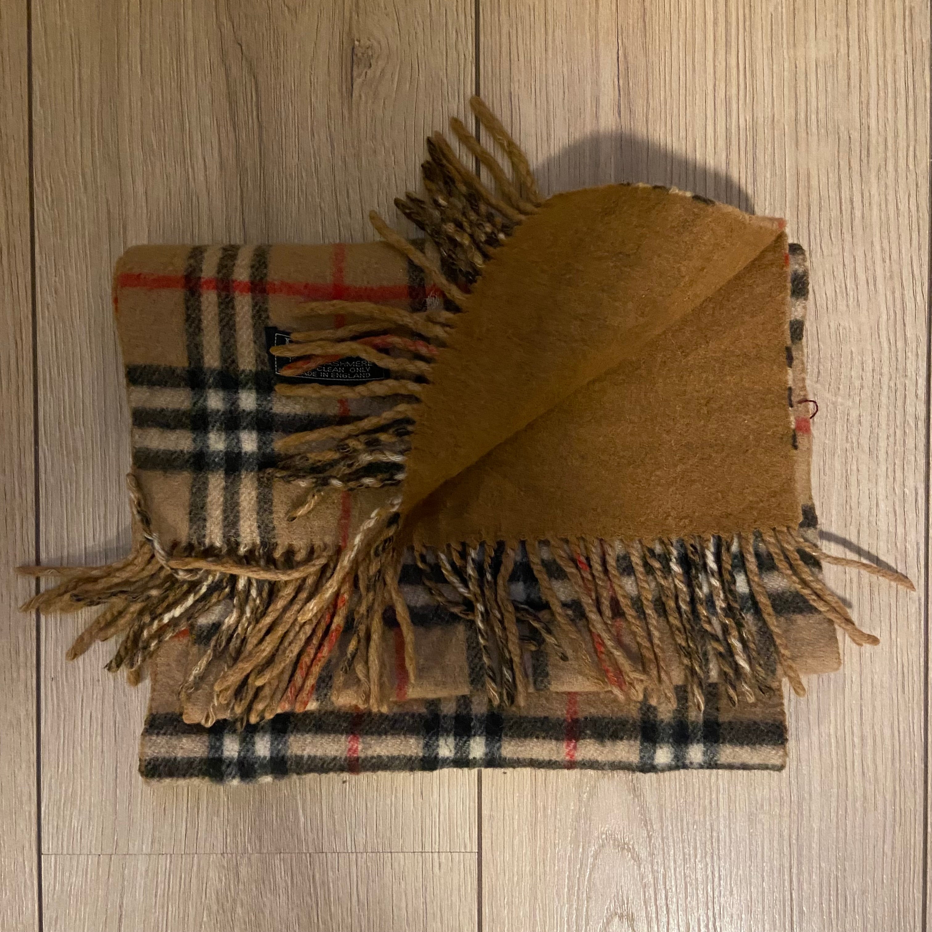 Burberrys Scarf