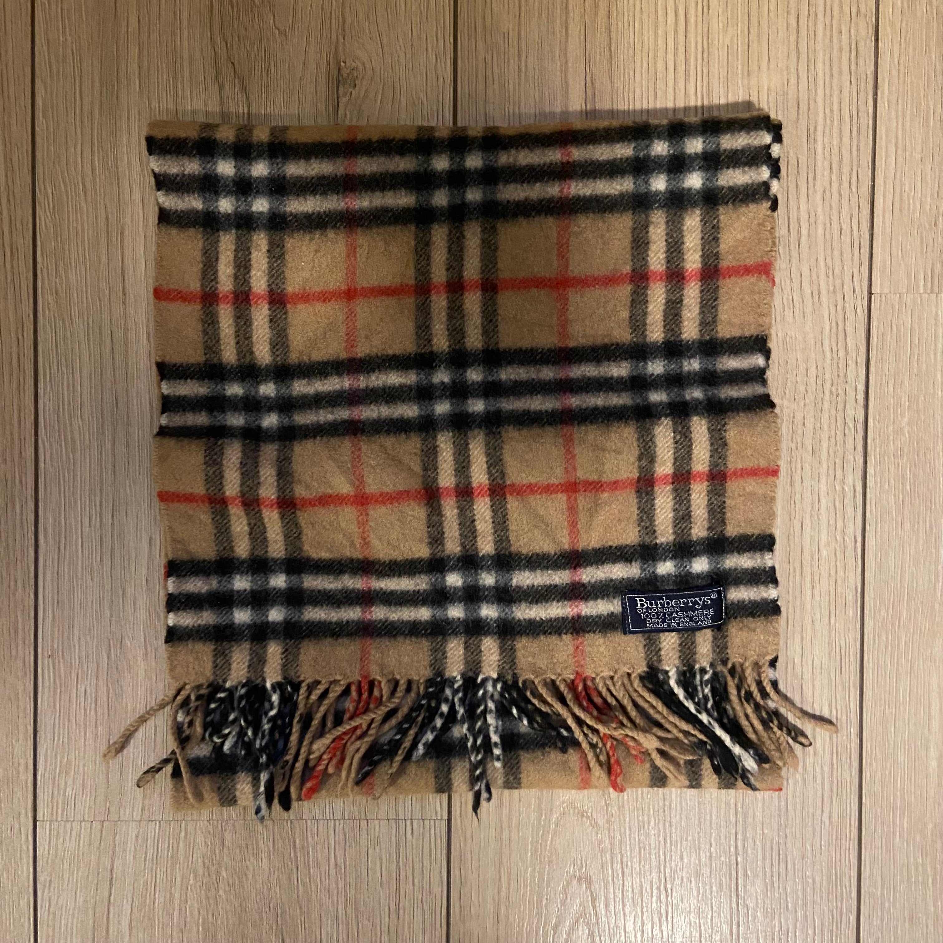 Burberrys Scarf
