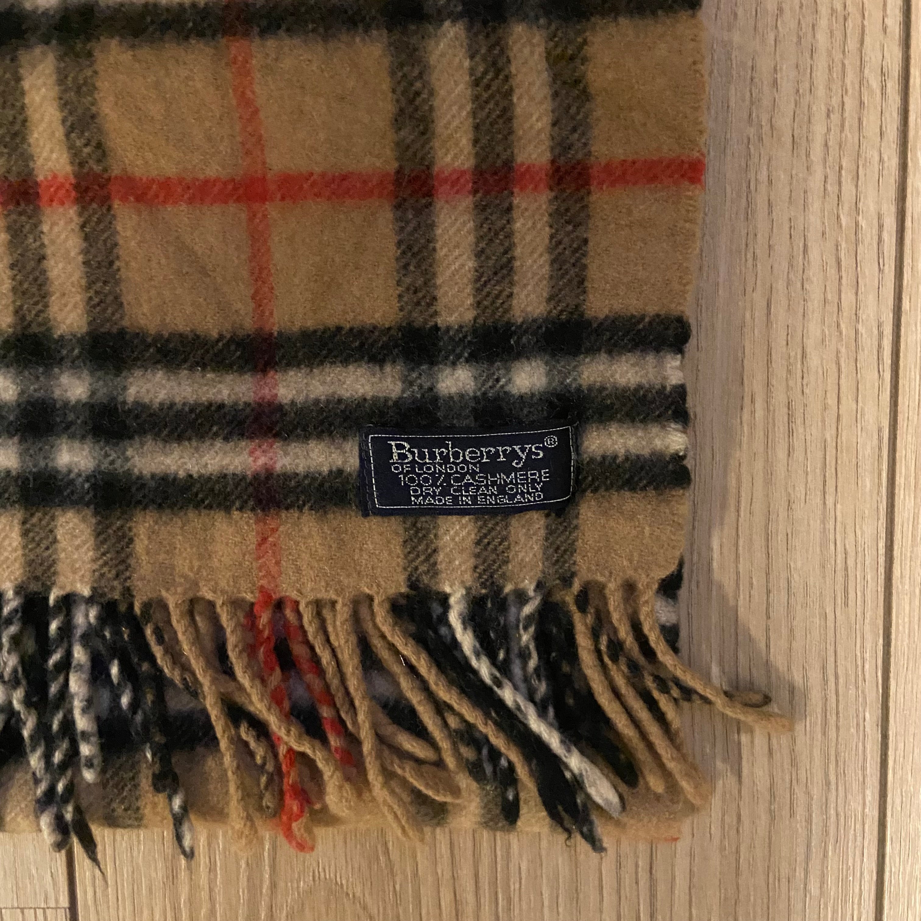 Burberrys Scarf
