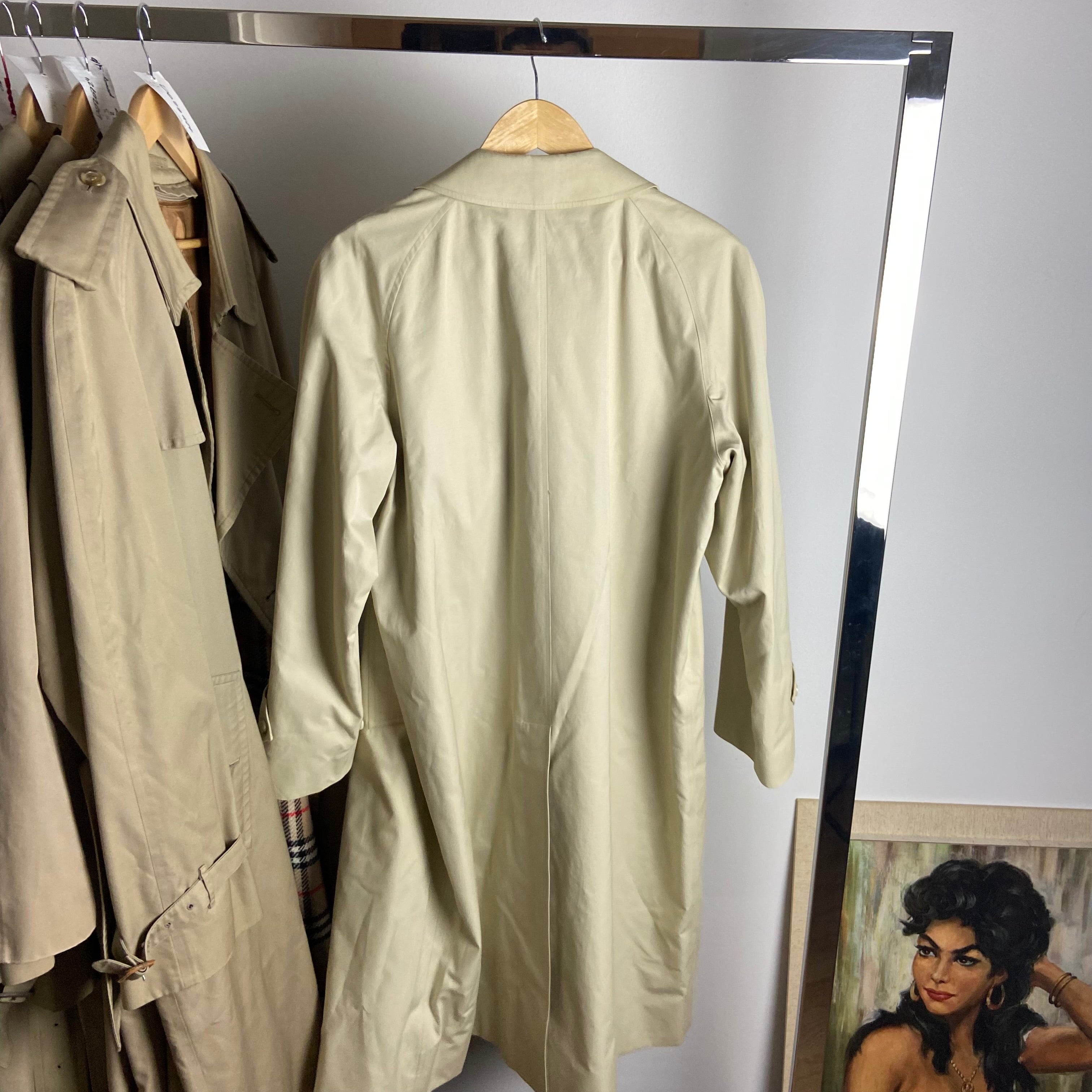 Burberry Trenchcoat Size 10/S