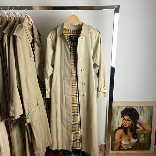 Burberry Trenchcoat Size 12/M