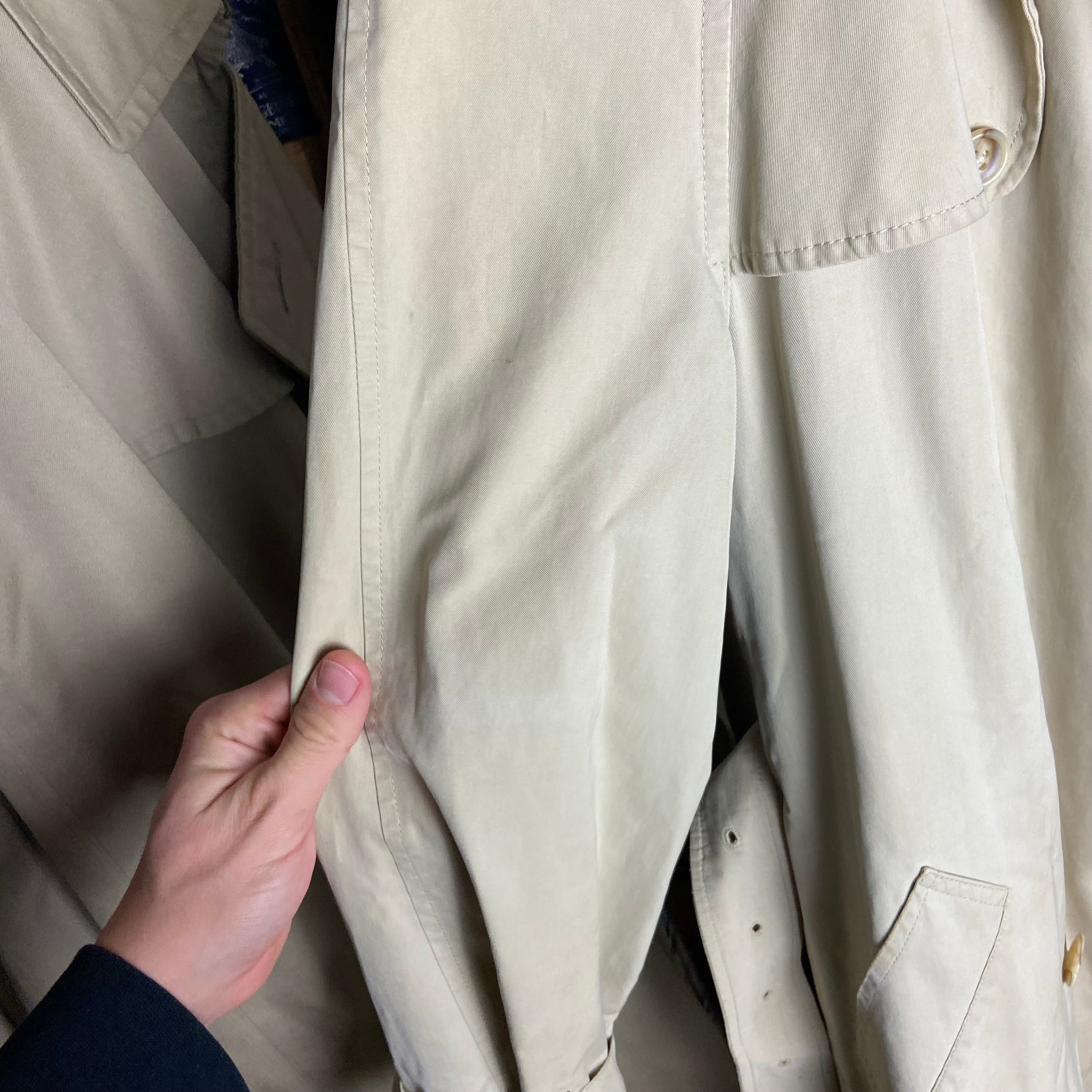 Burberrys Trenchcoat (10/S)