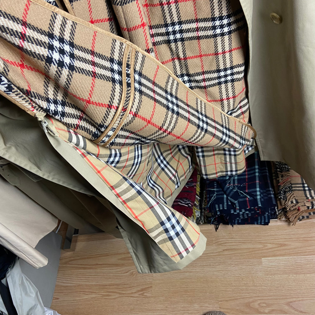 Burberry Trenchcoat Size 54/XL including inlet