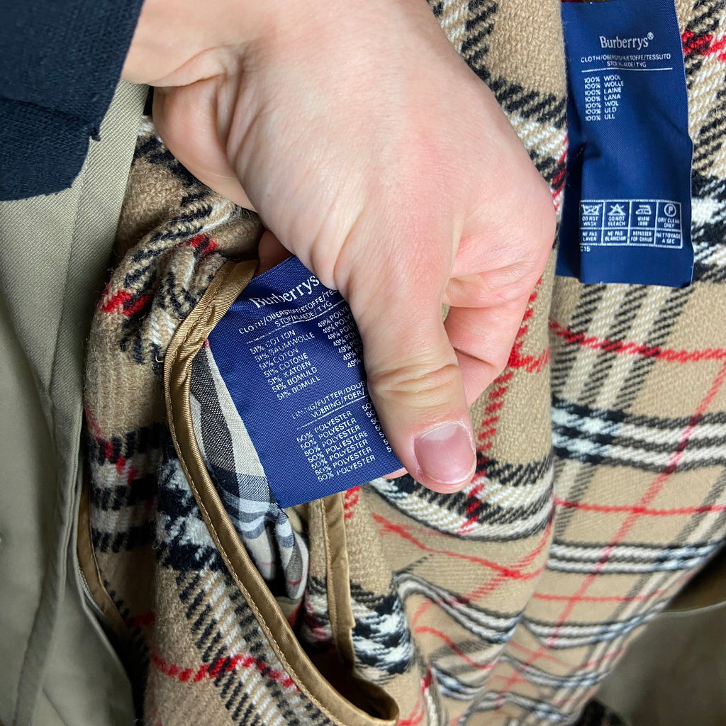 Burberry Trenchcoat Size 54/XL including inlet