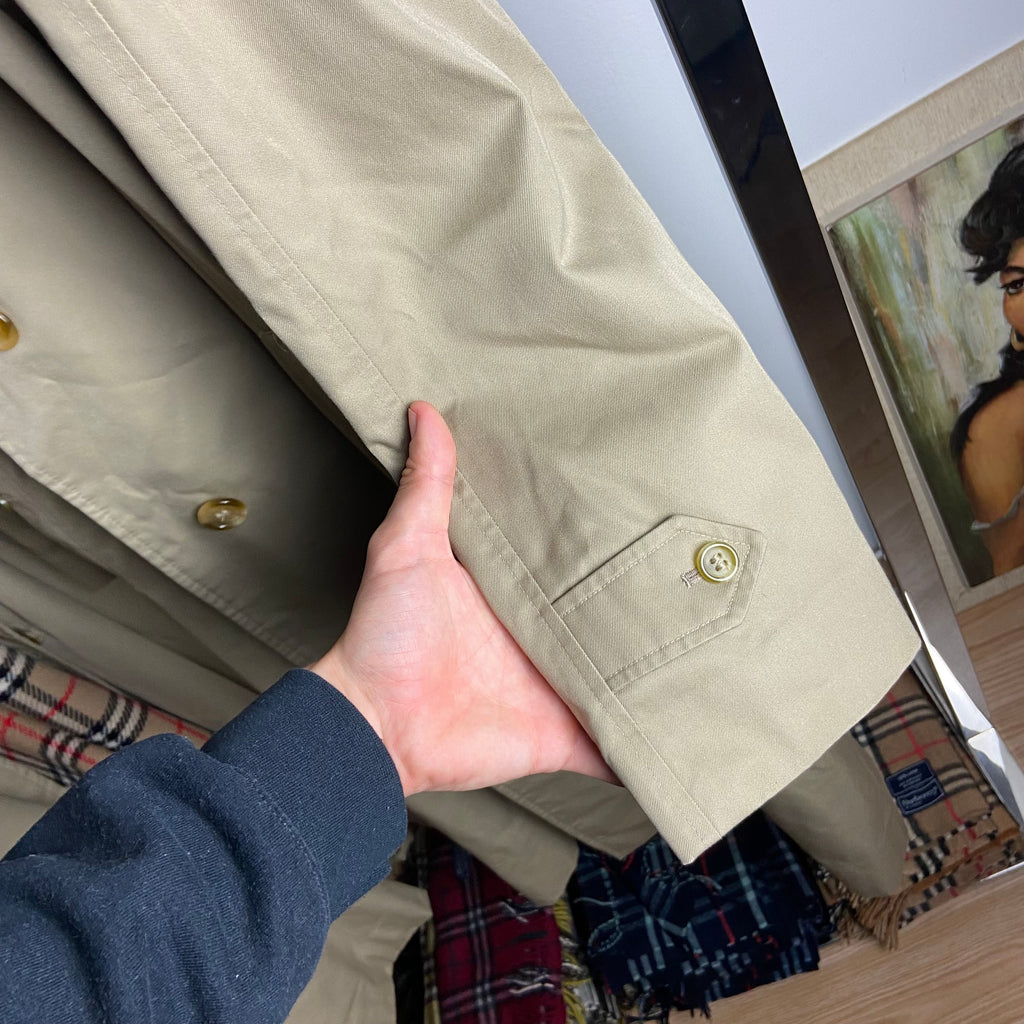 Burberry Trenchcoat Size 52/L