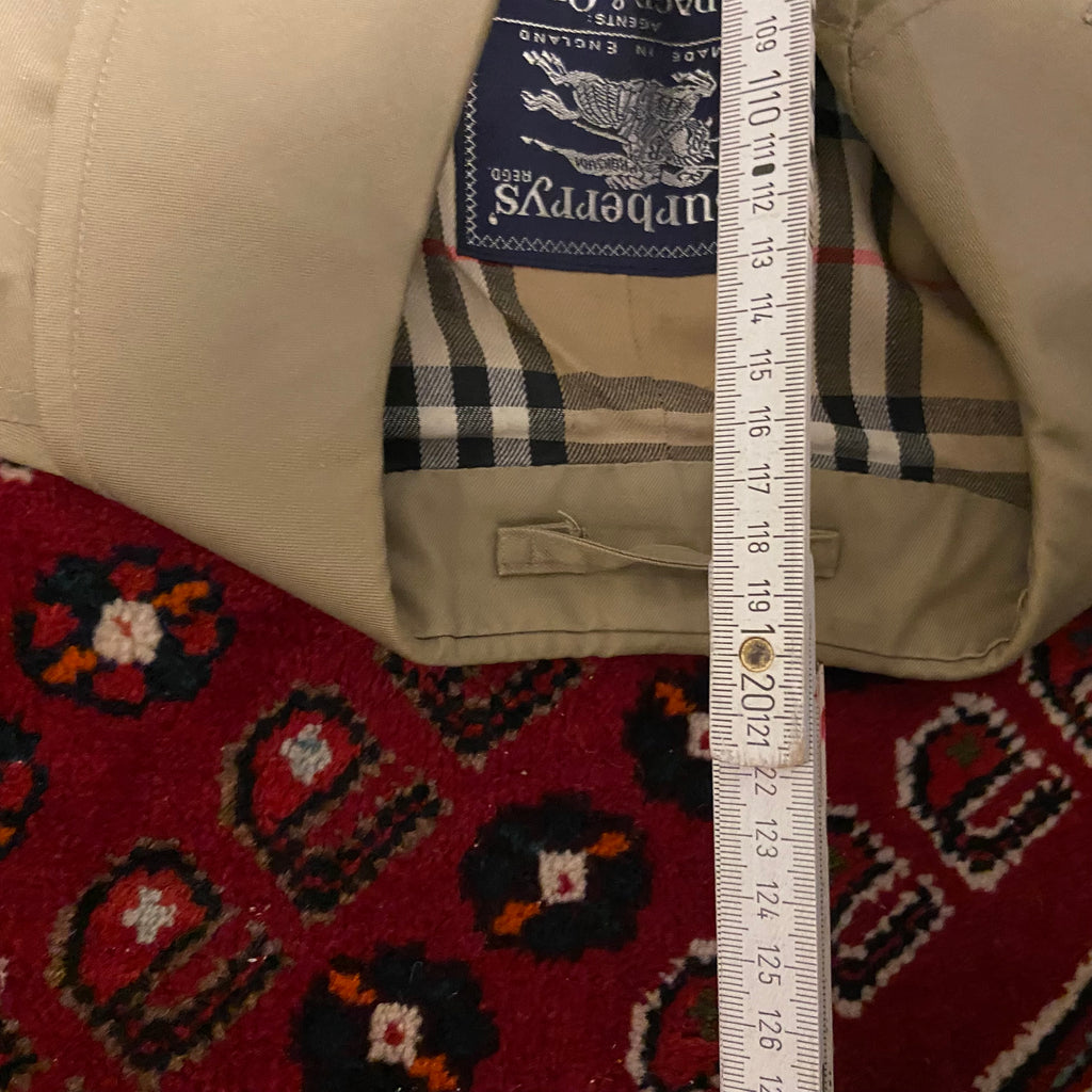 Burberry Trenchcoat Size 52/L