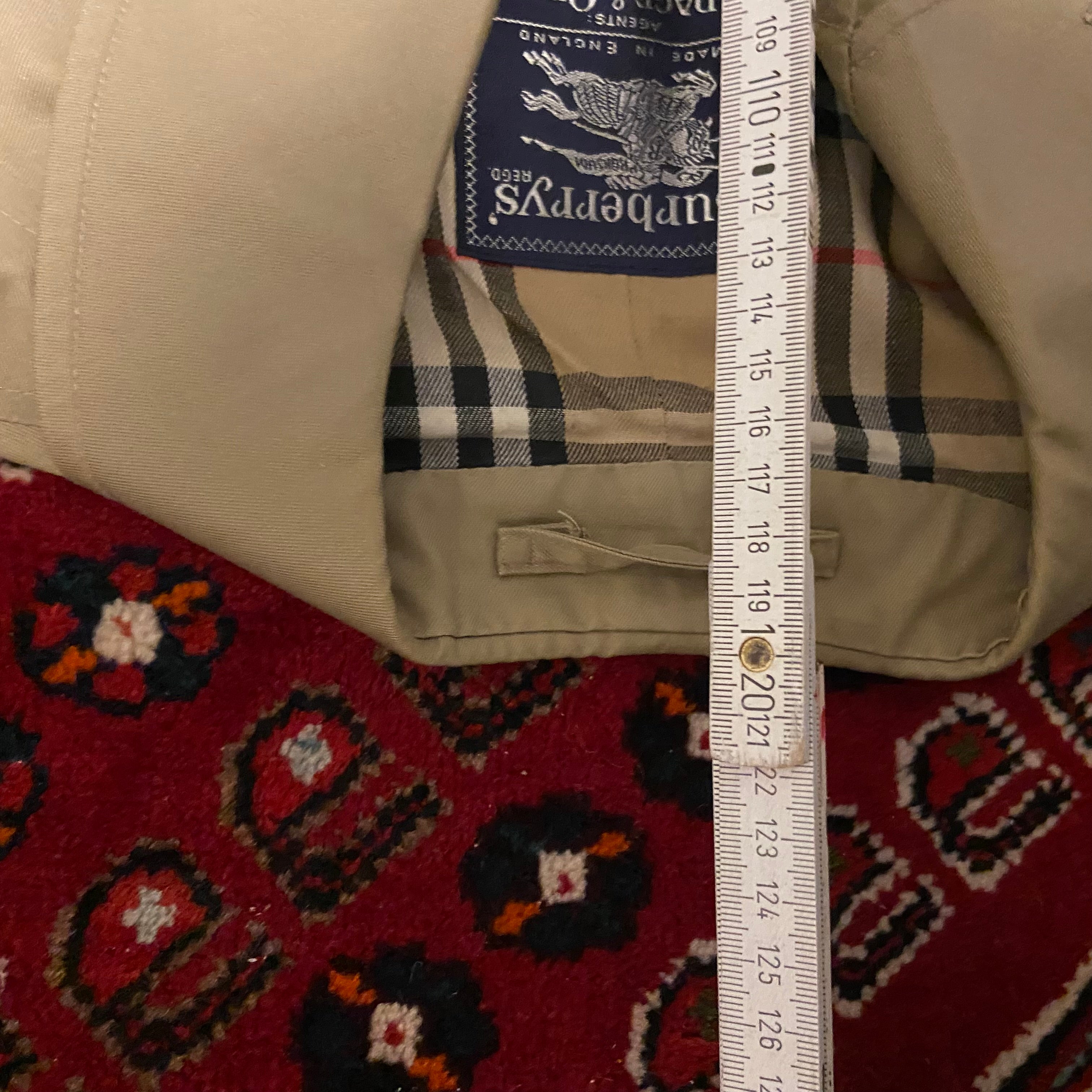 Burberry Trenchcoat Size 52/L
