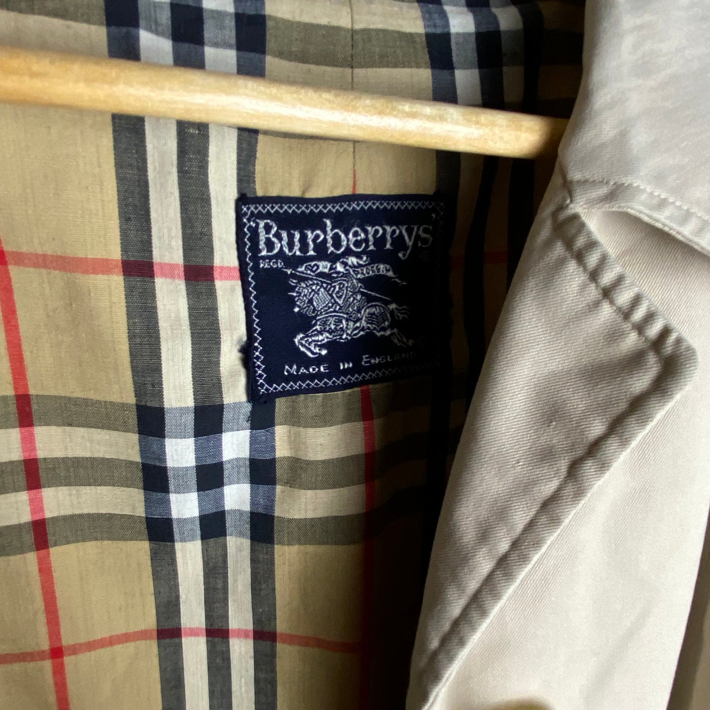 Burberry Trenchcoat Size 12/M