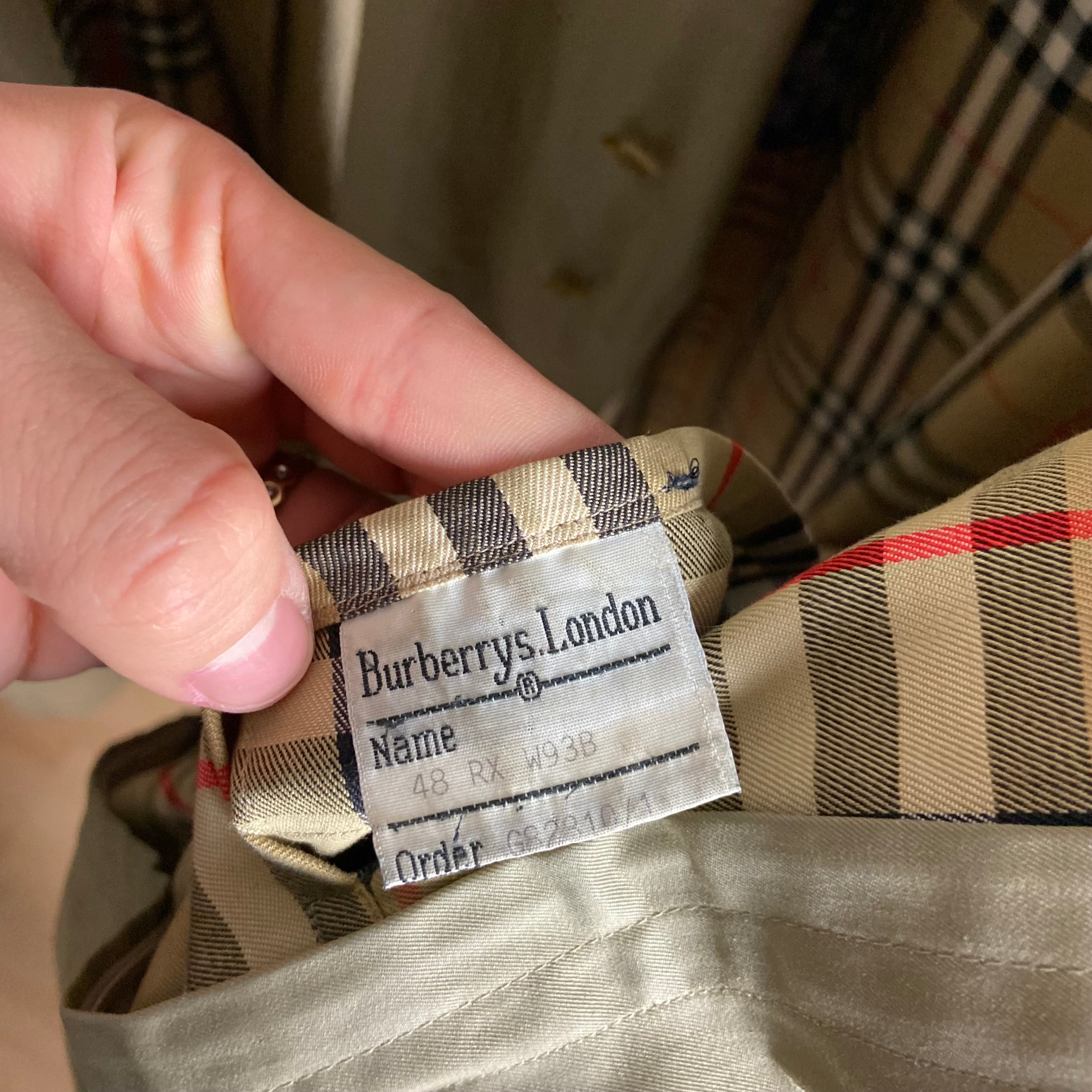 Burberry Trenchcoat Size 48/M