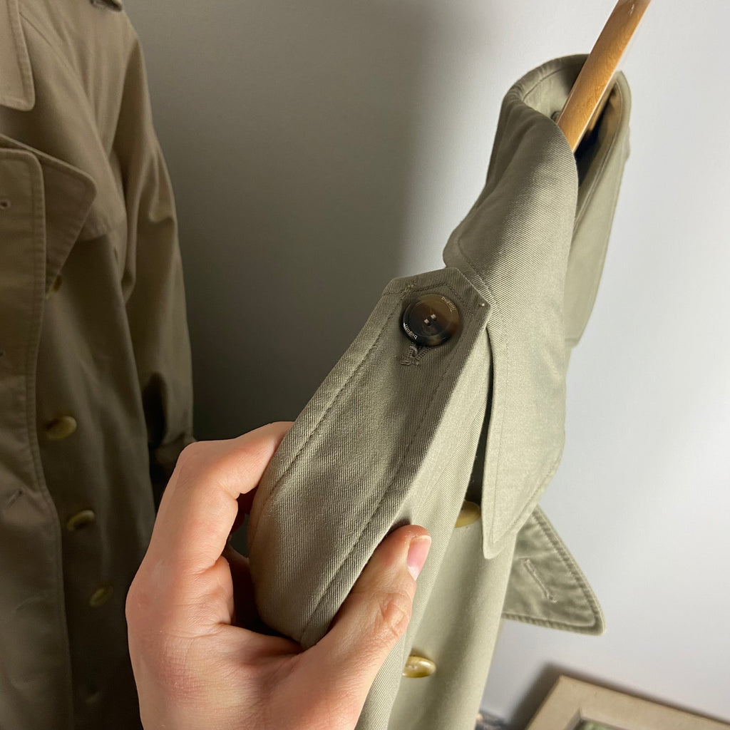 Burberry Trenchcoat Size 48/M including Inlet