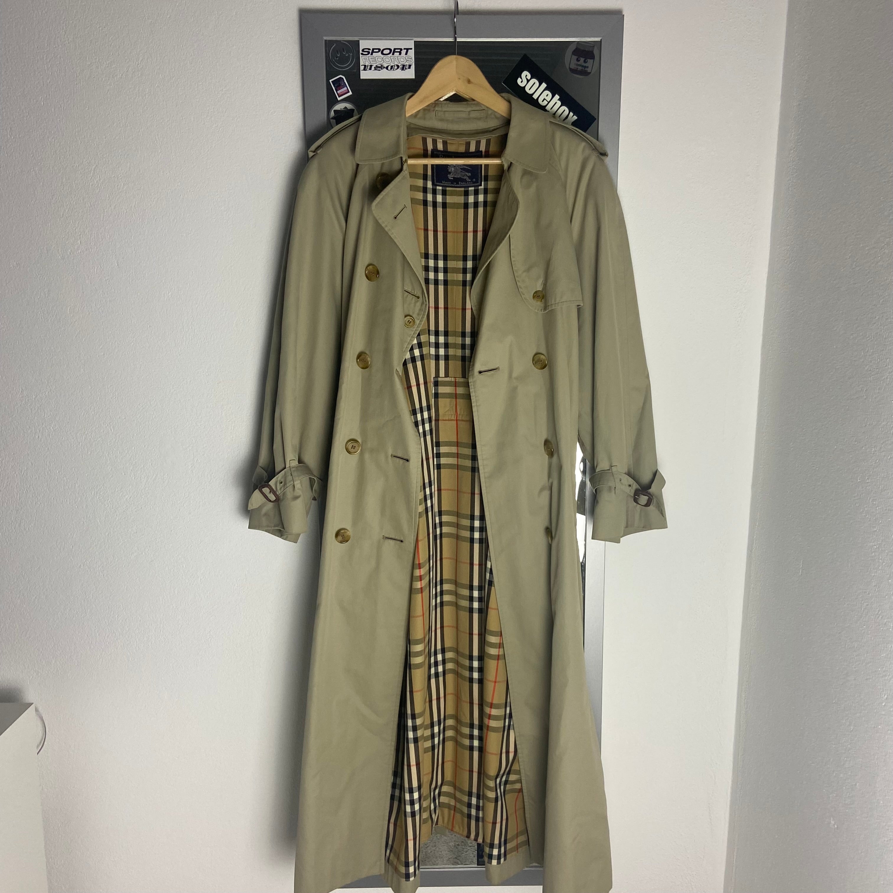 Burberrys Trenchcoat (14/L)