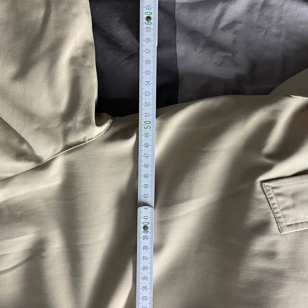 Burberrys Trenchcoat (10/S)