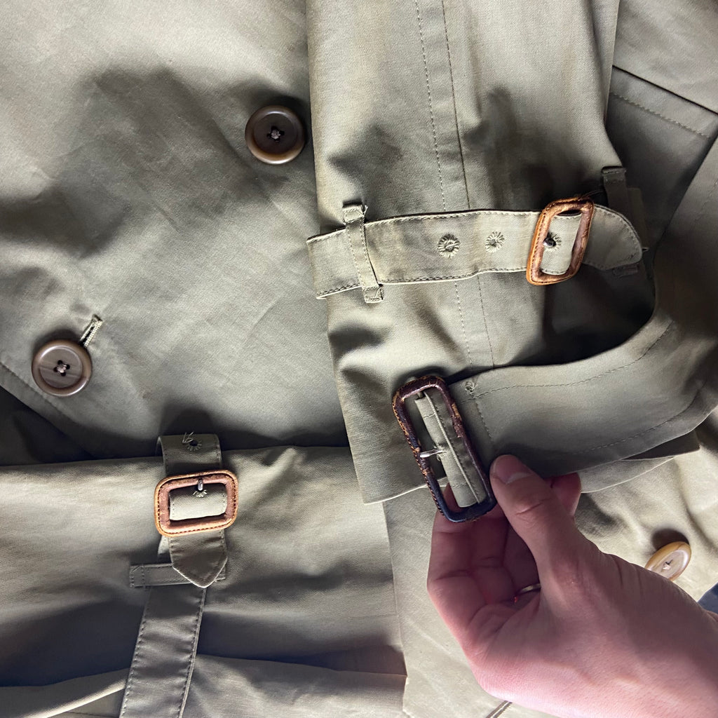 Burberry Trenchcoat Size 50/L